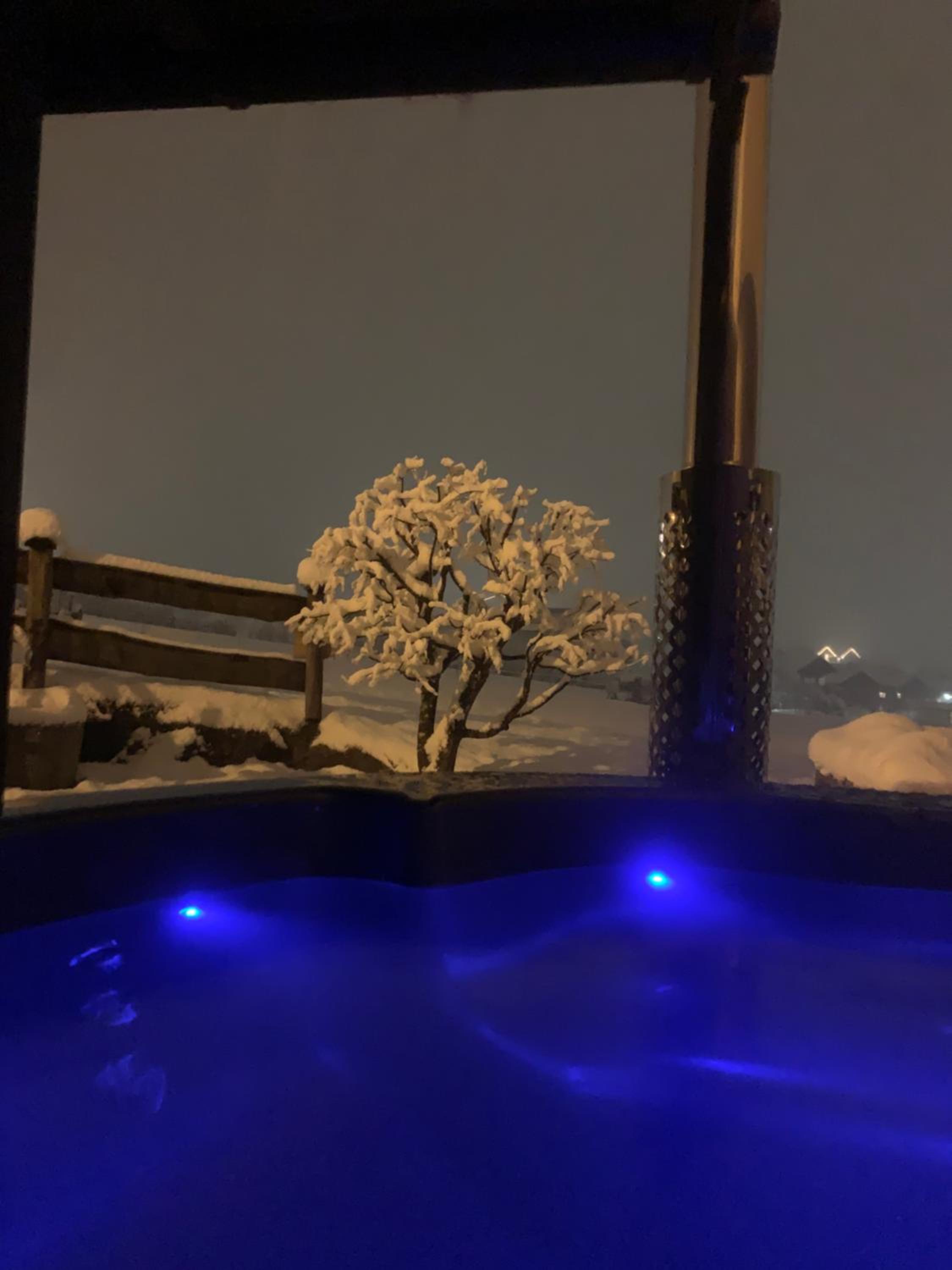 Ferienhaus Bergauf with Hot Tub