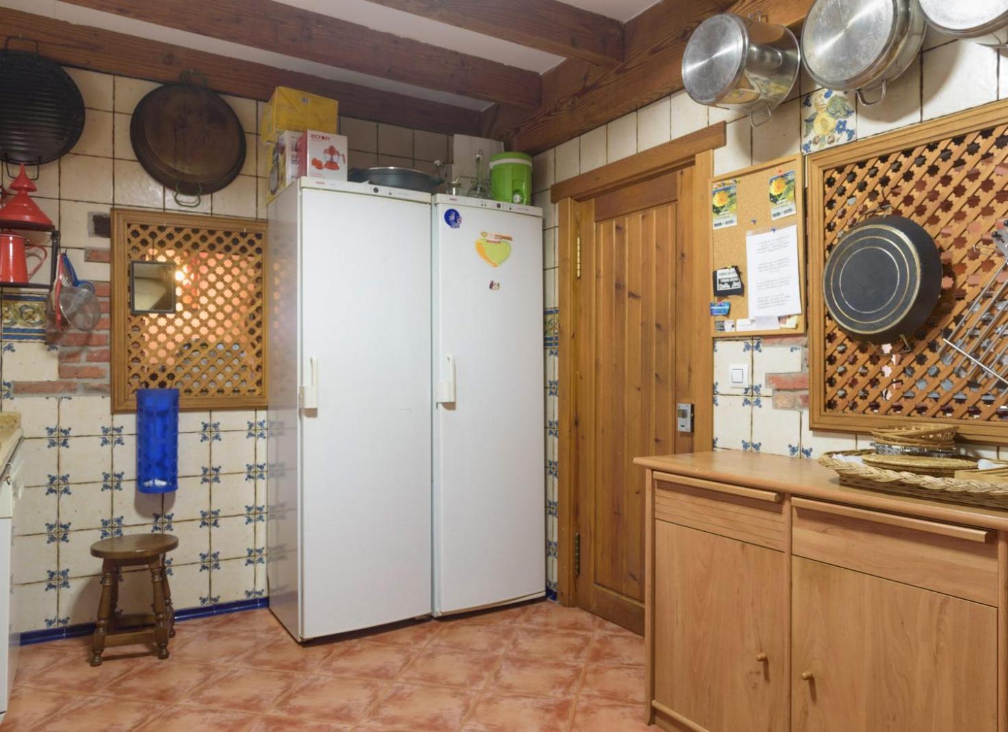 Conjunto Rural la Tejedora. Albergue y estudios familiares.