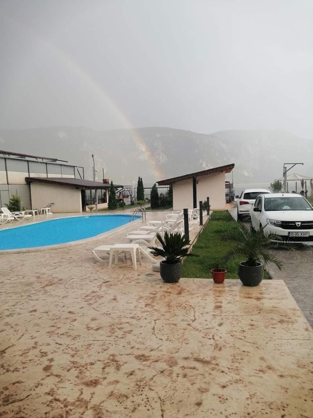 Vila Hercules view 4