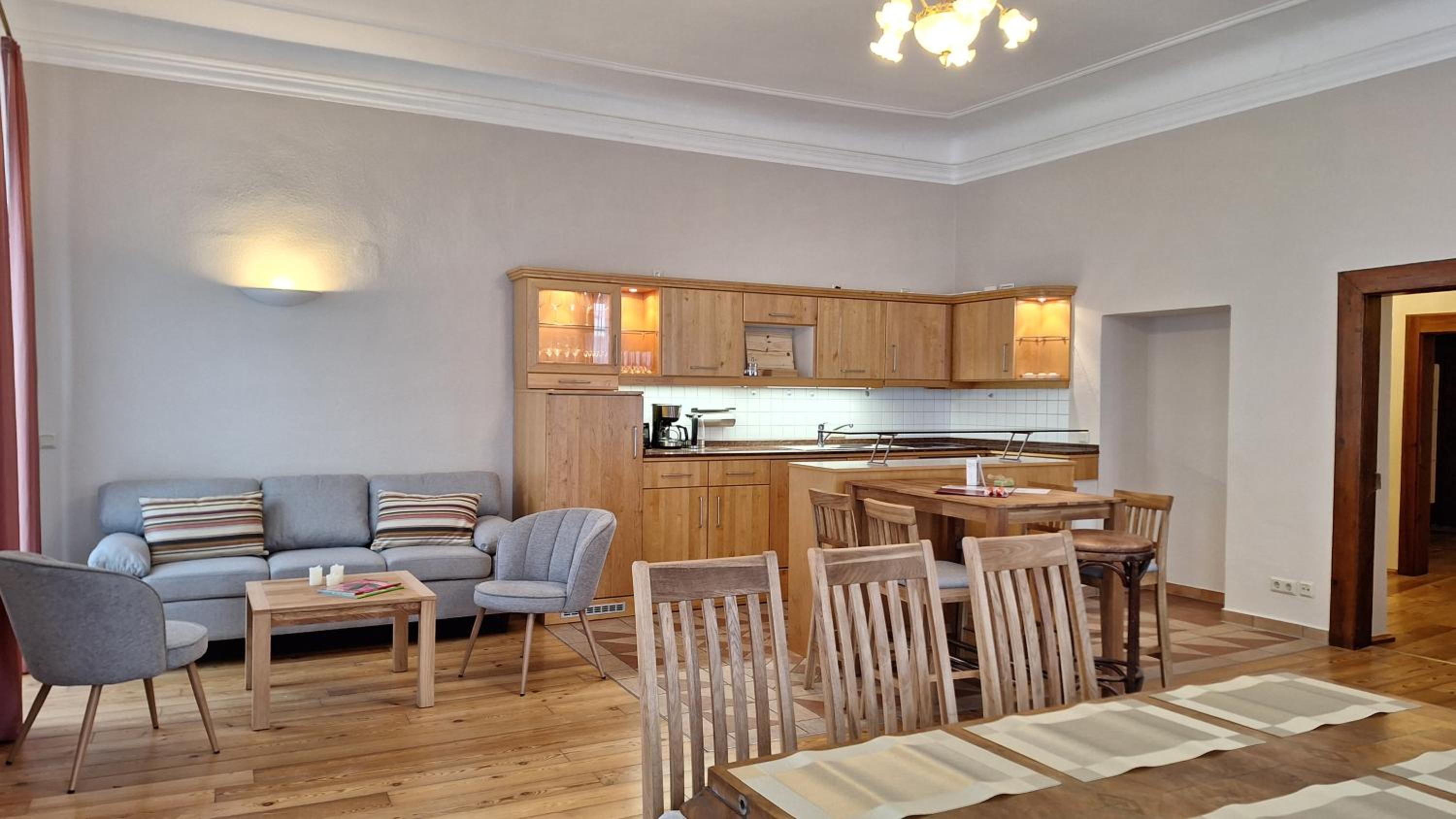 Stadtpalais Romantik-Suite 3 Zimmer maximal 6 Personen