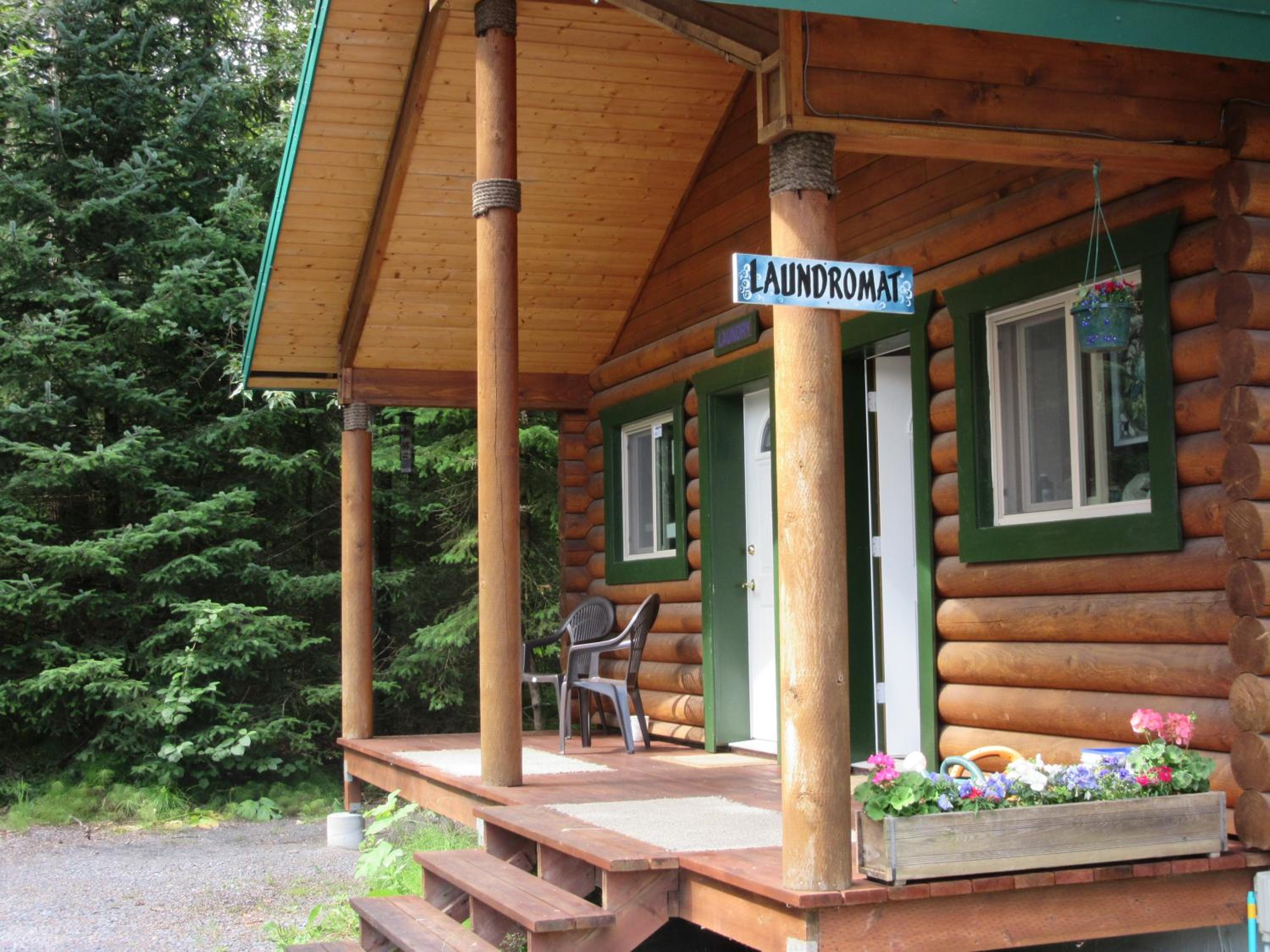 Box Canyon Cabins