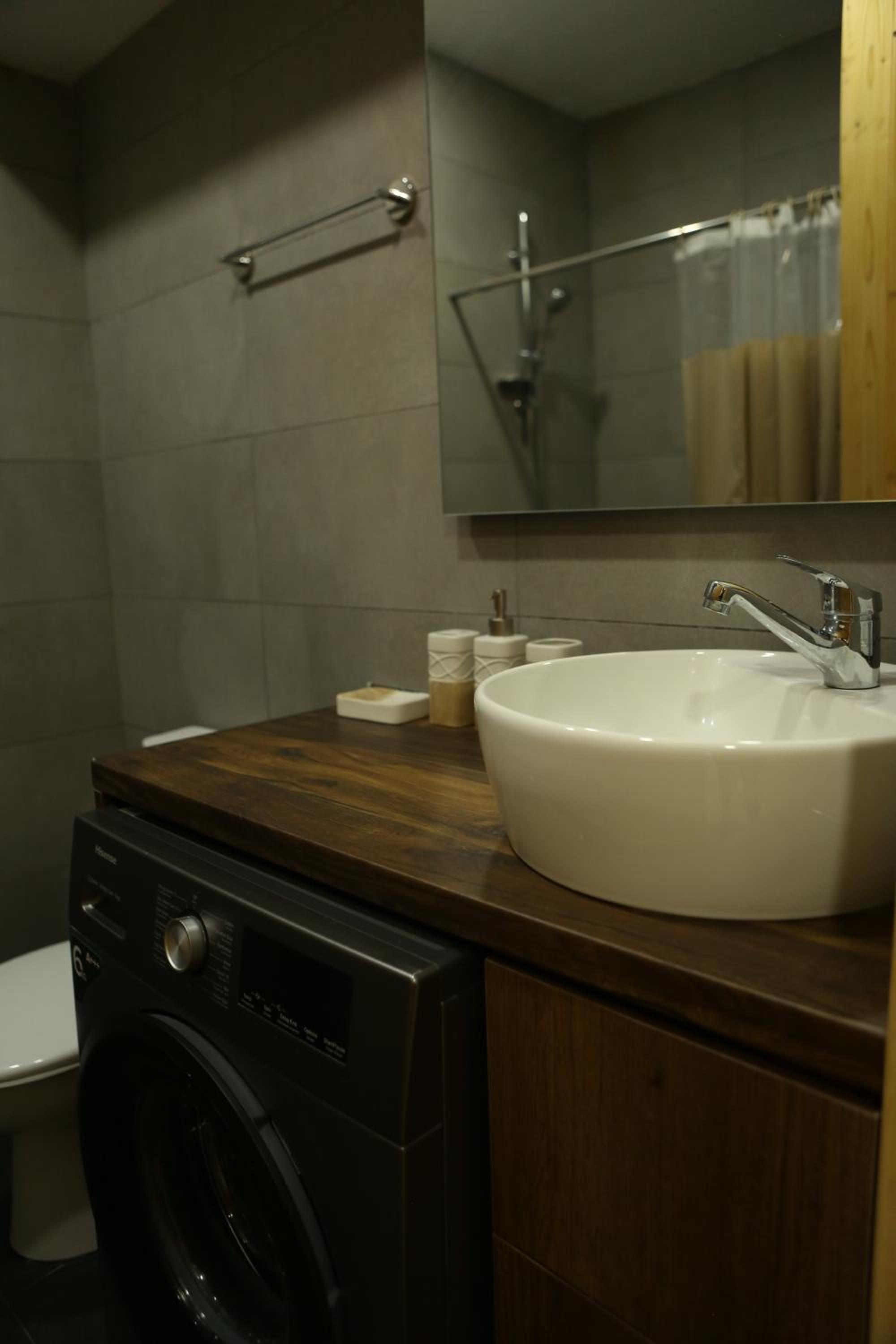 Photo 9