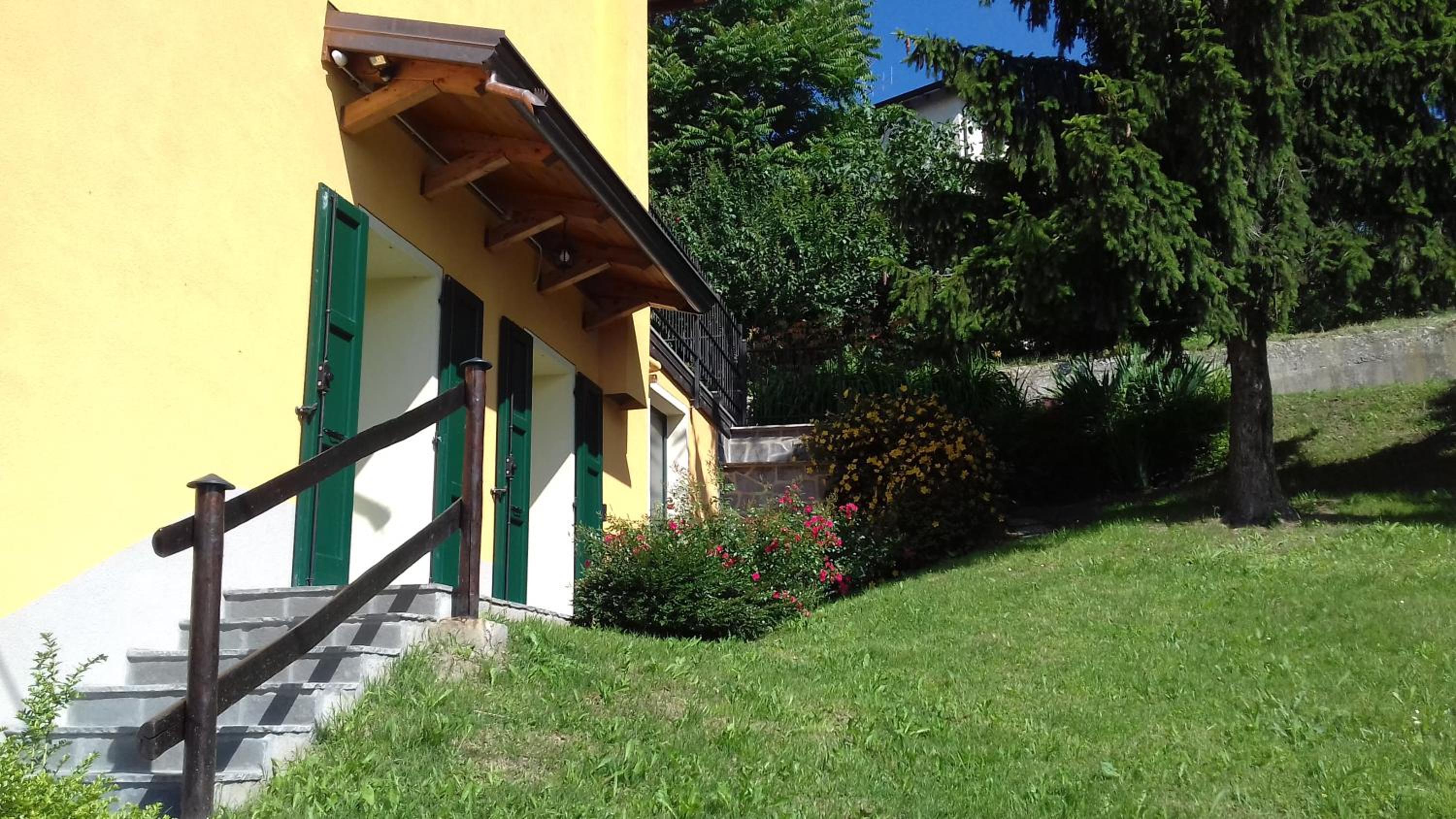 Pietra di Bismantova Short Lets view 2