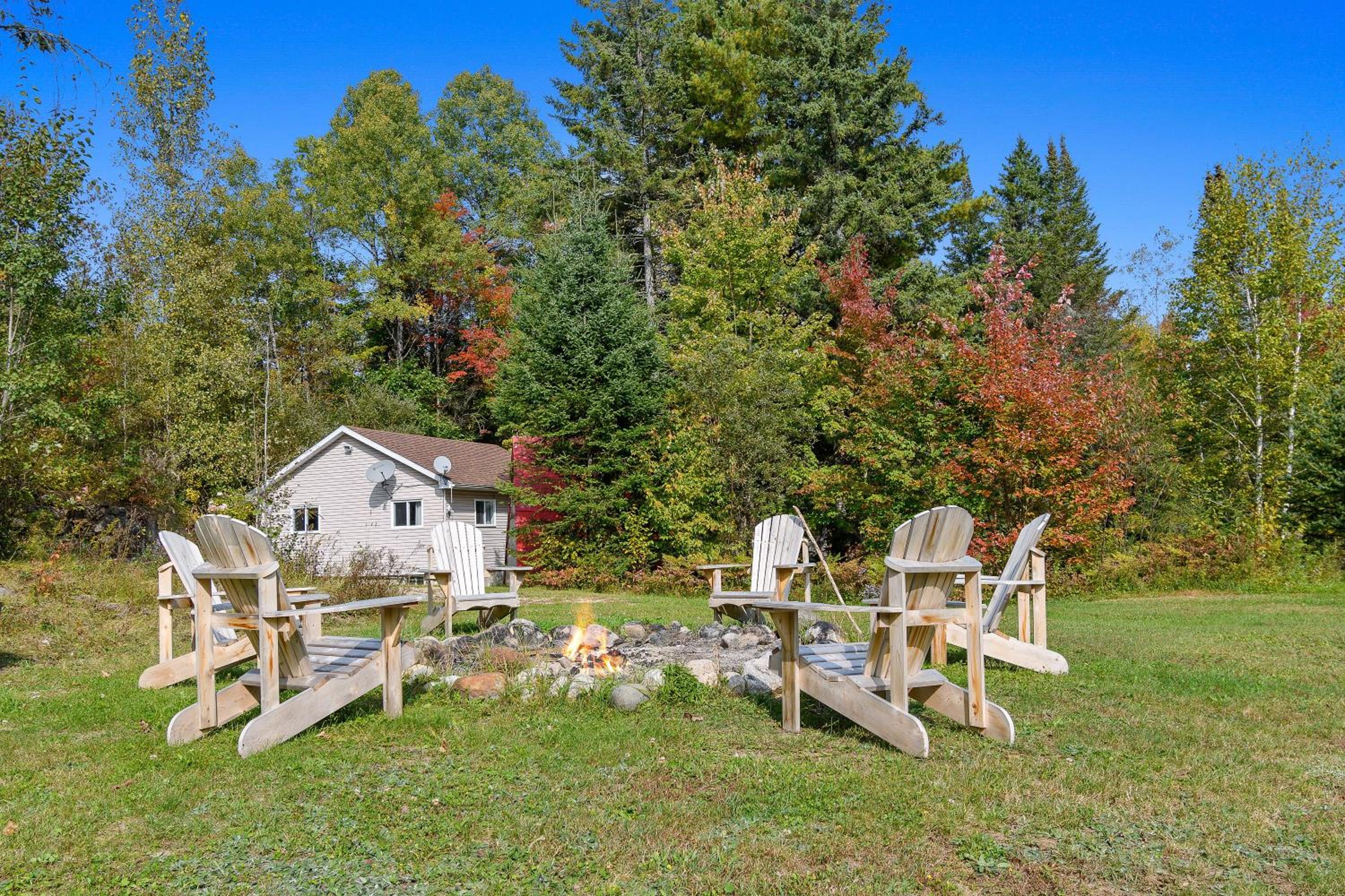 Chalet chaleureux avec spa près de Mont-Tremblant