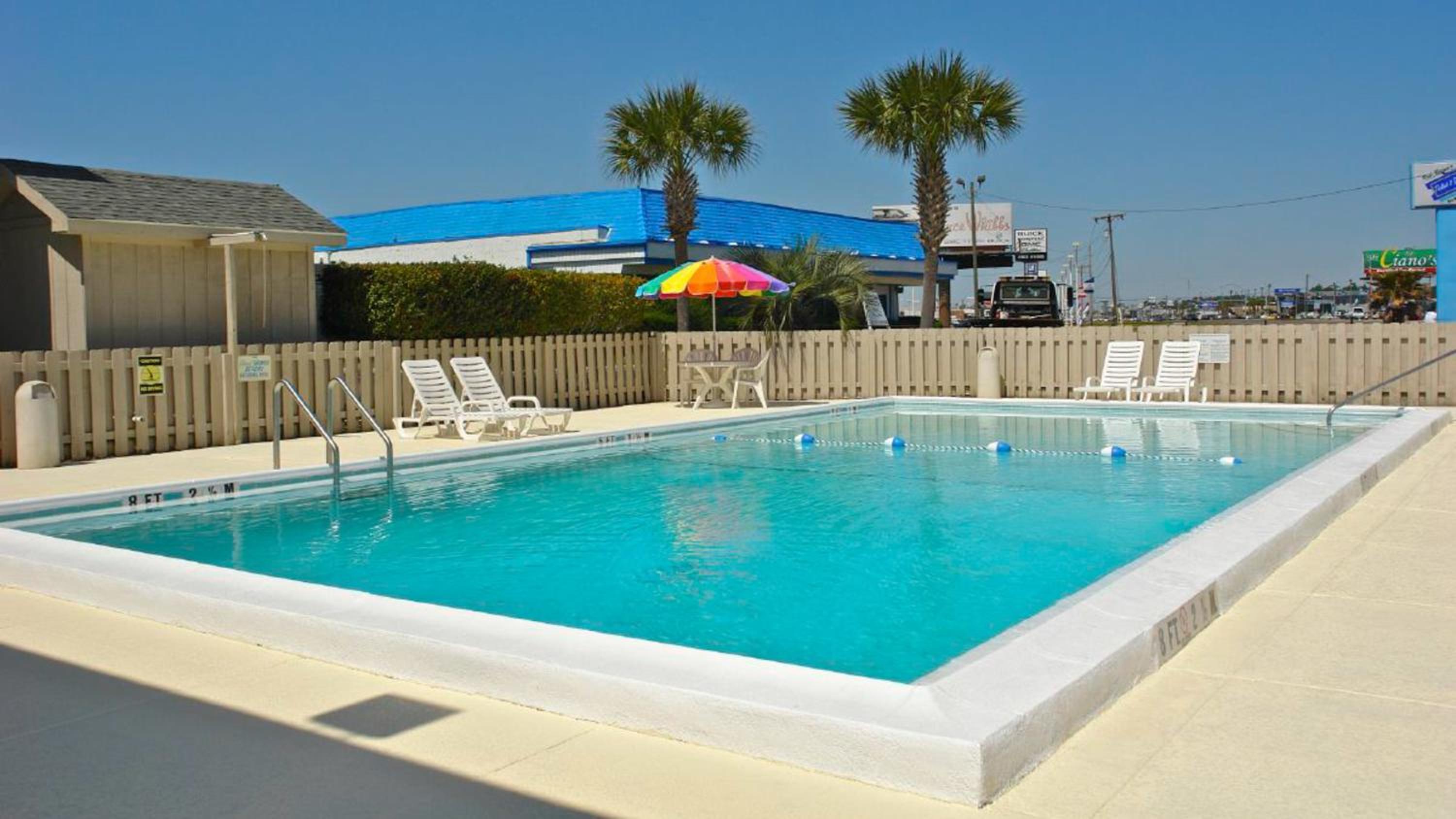 Motel 6 - Pensacola West view 2