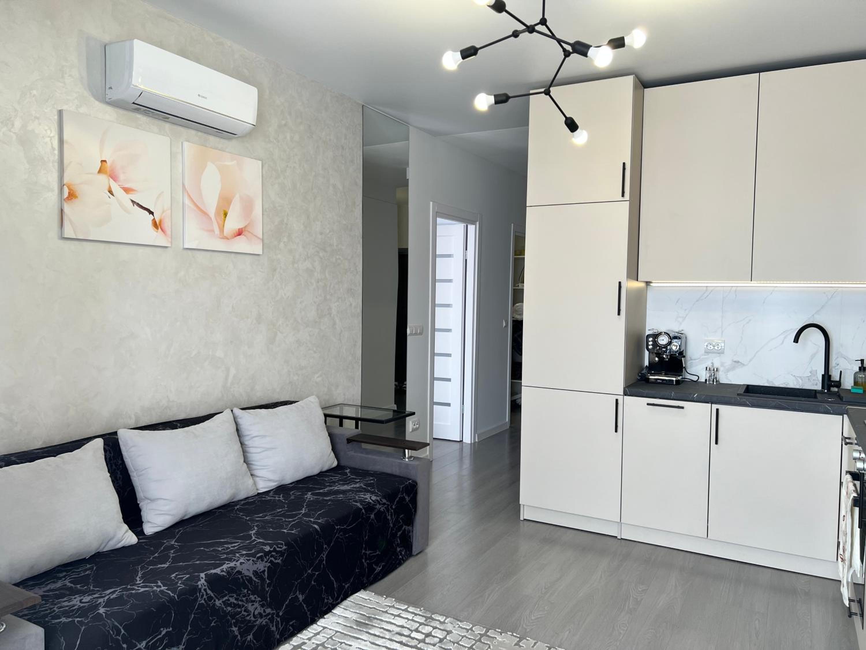 Gold Apartment Vysochana18