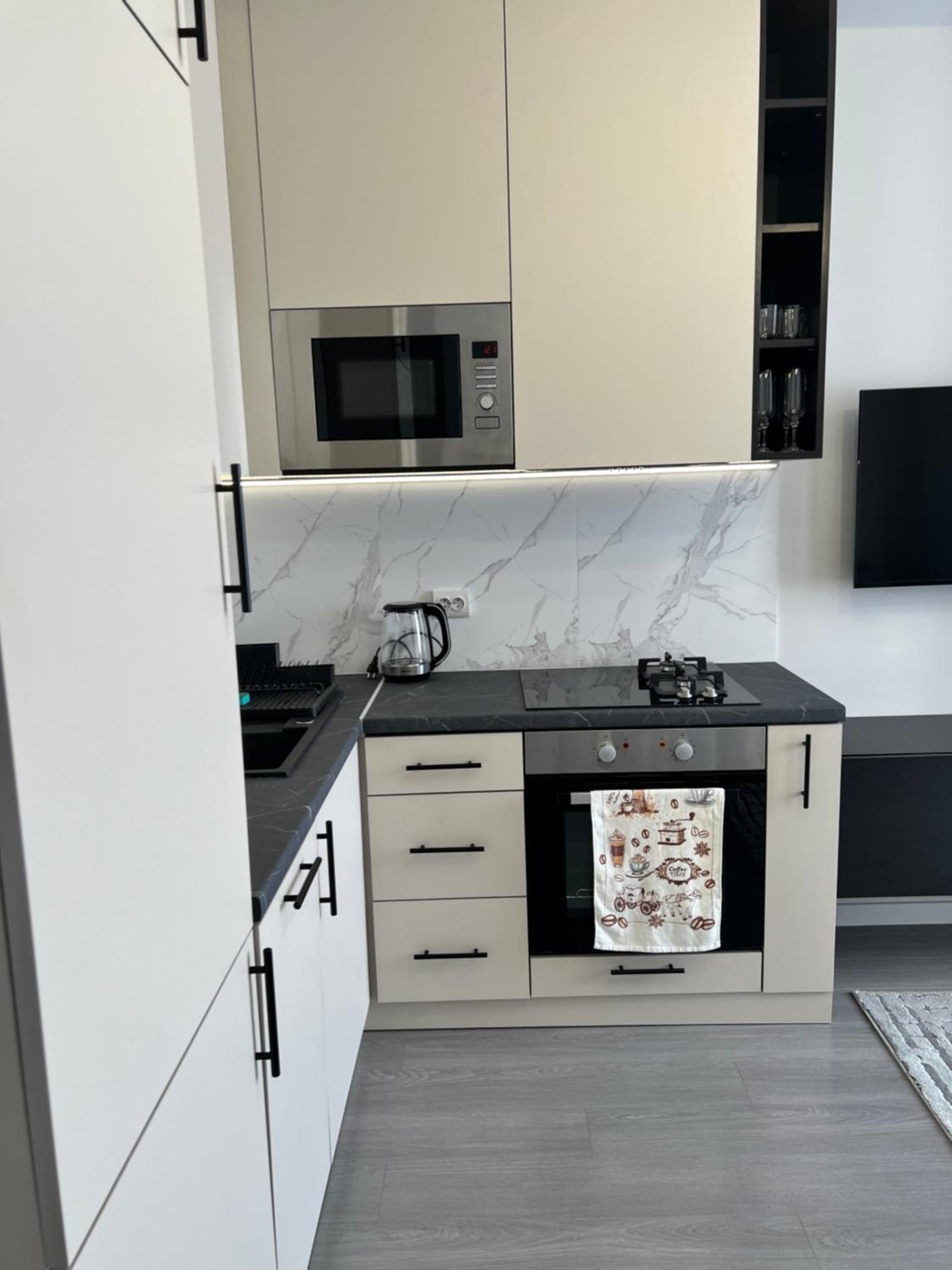 Gold Apartment Vysochana18