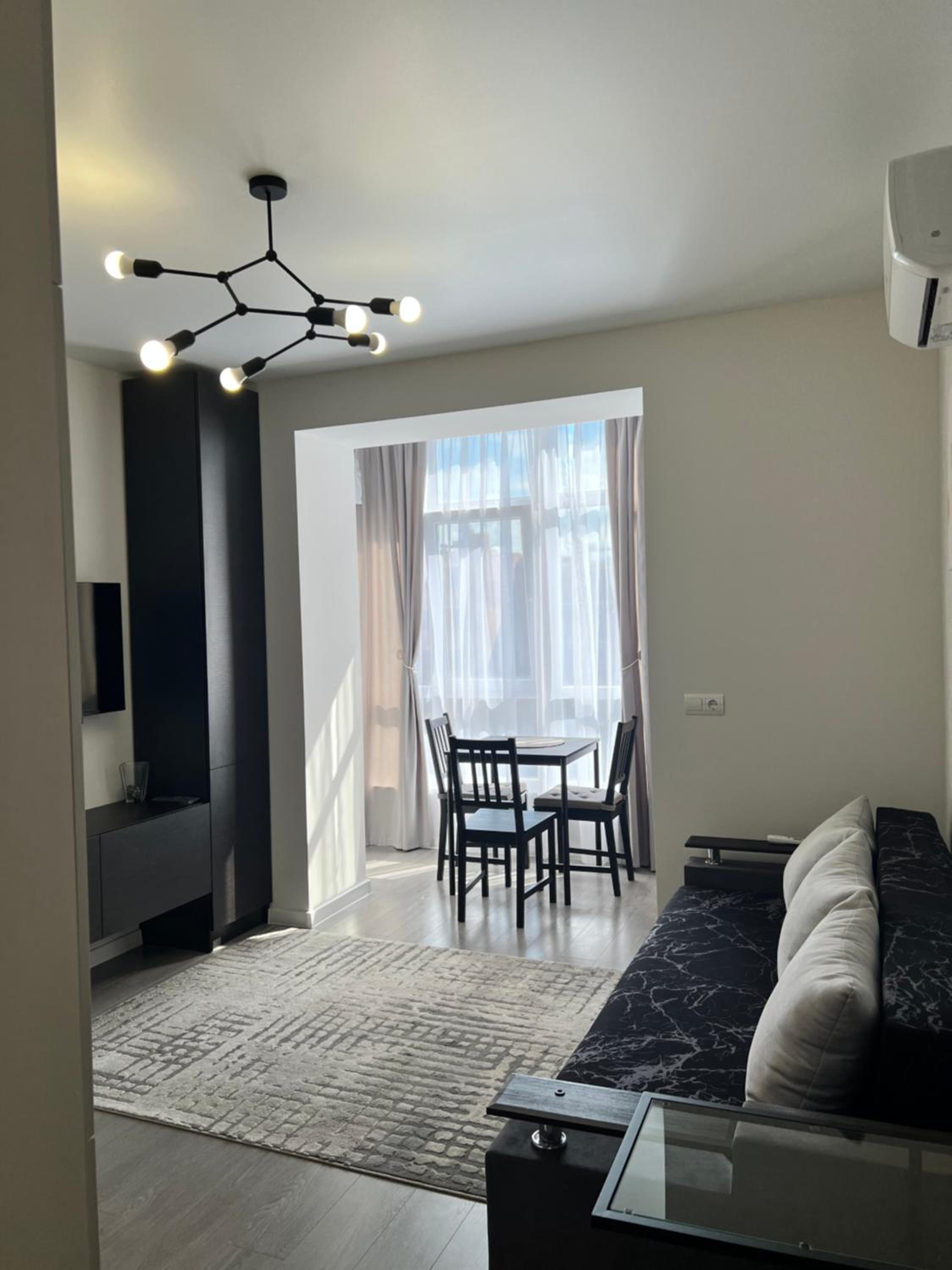 Gold Apartment Vysochana18