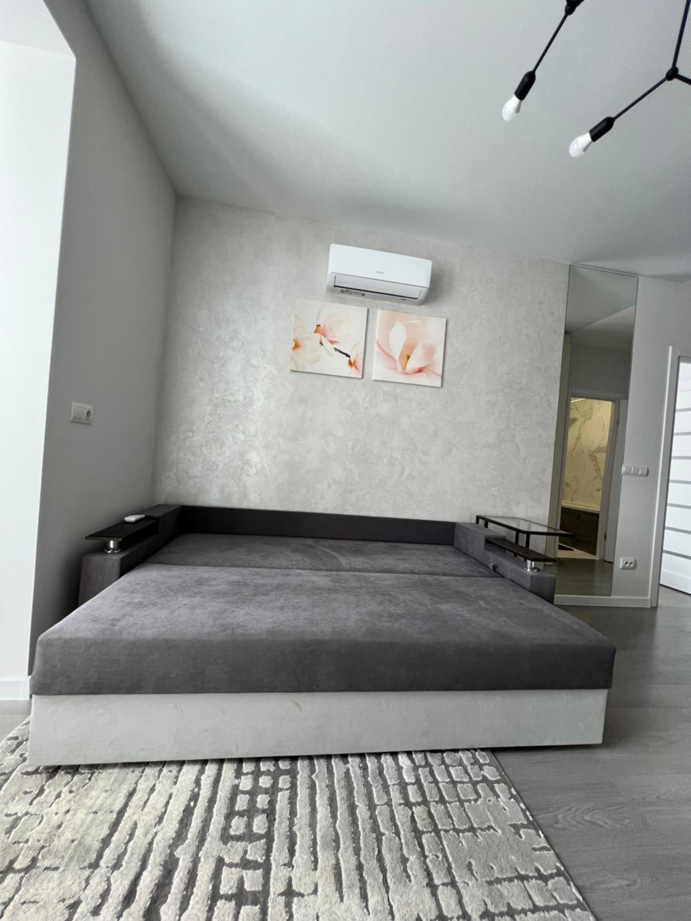 Gold Apartment Vysochana18