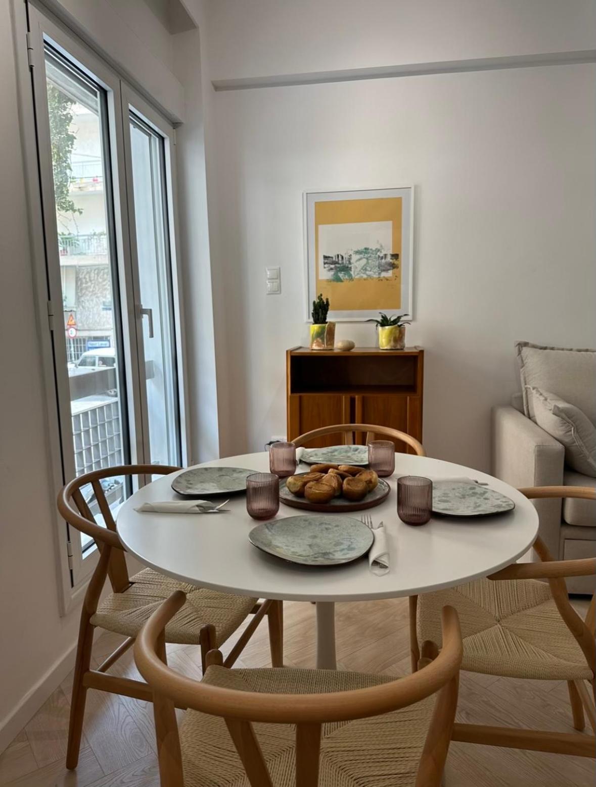 Artistic Apartment Athens city centre