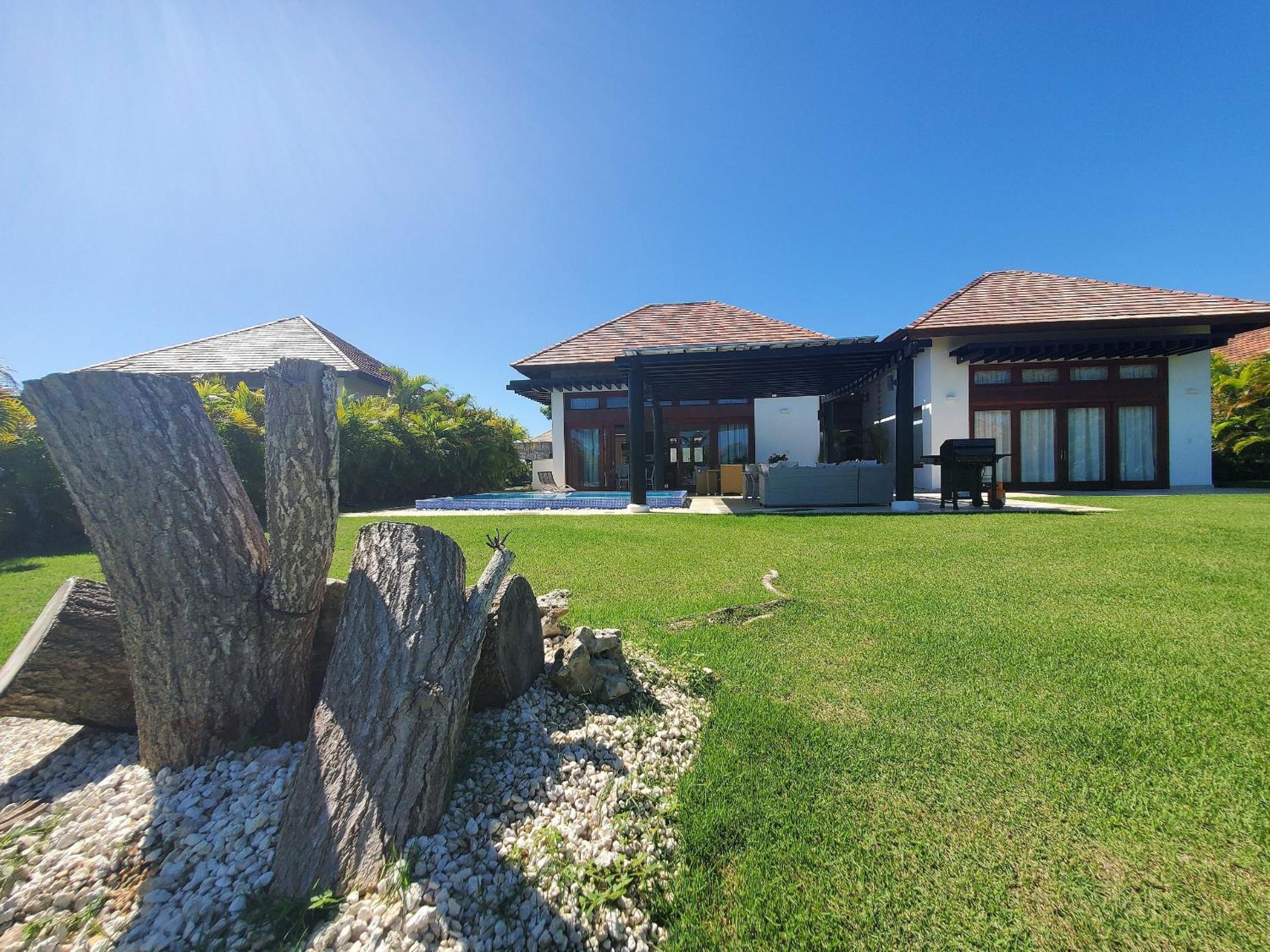 Hotel Espectacular Villa Tropical de 2 hab/ con Piscina Privada y BBQ - Image 1