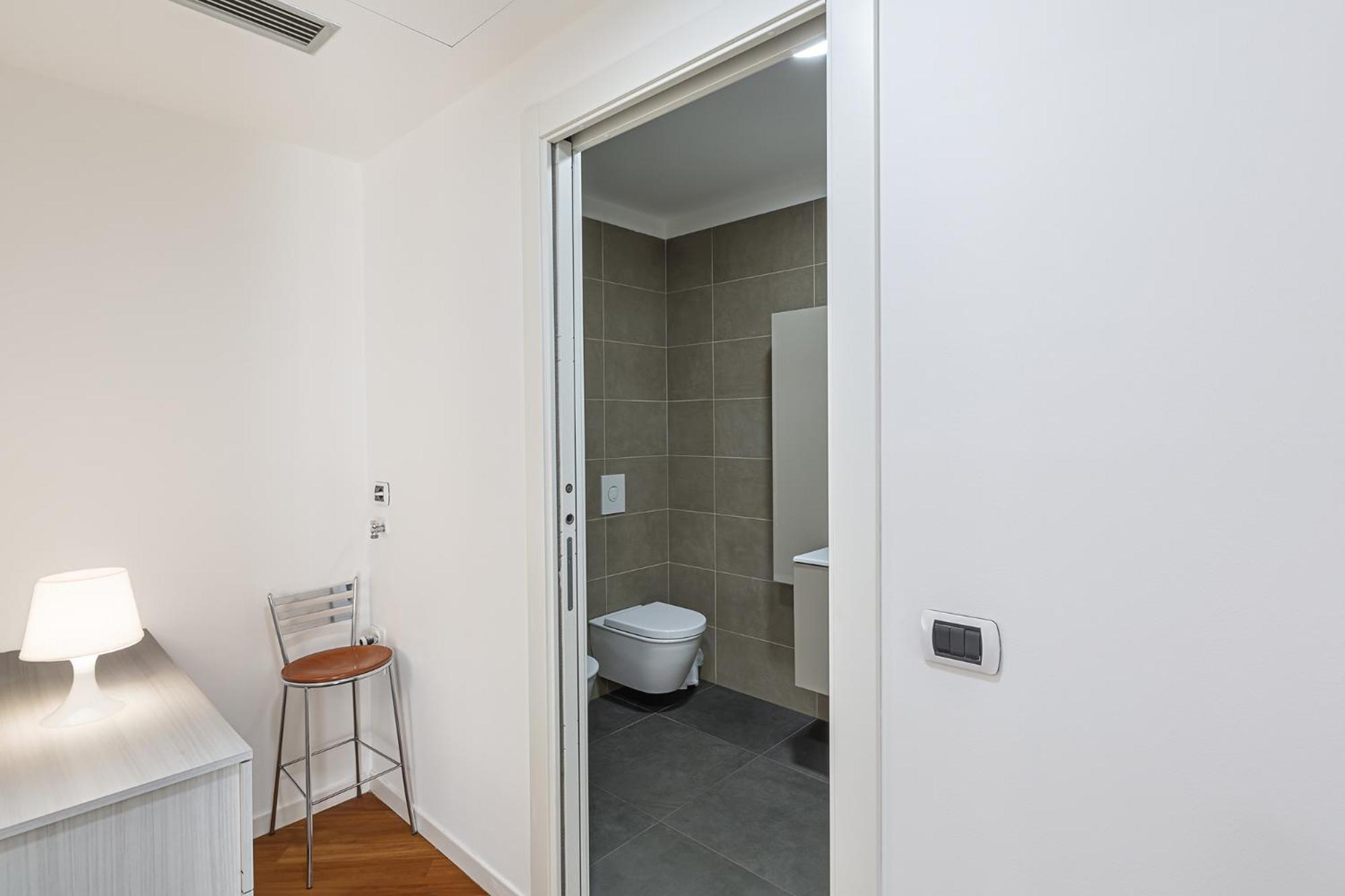 [Central/Garibaldi] Luxurious two-room apartment.