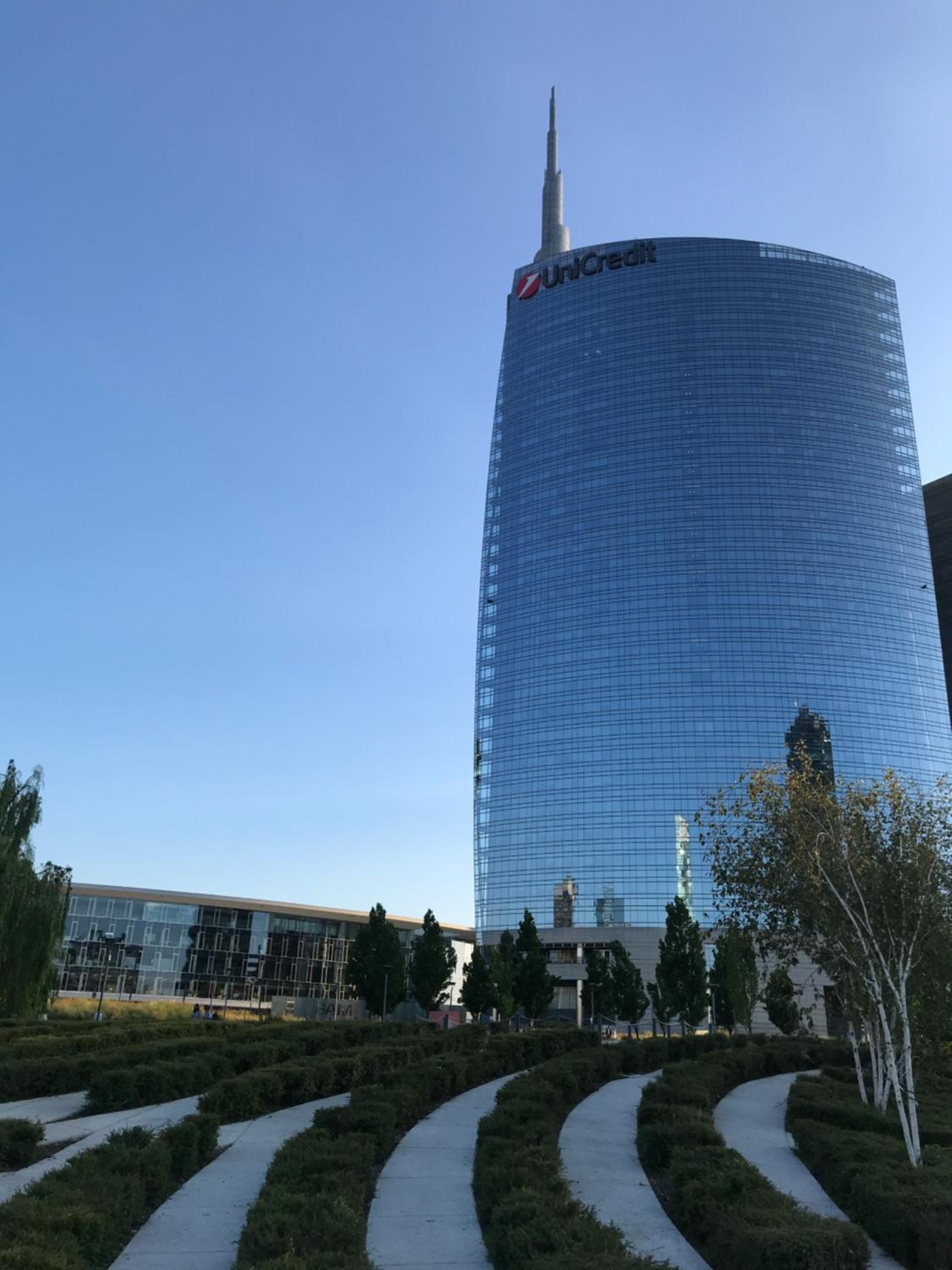 [Central/Garibaldi] Luxurious two-room apartment.
