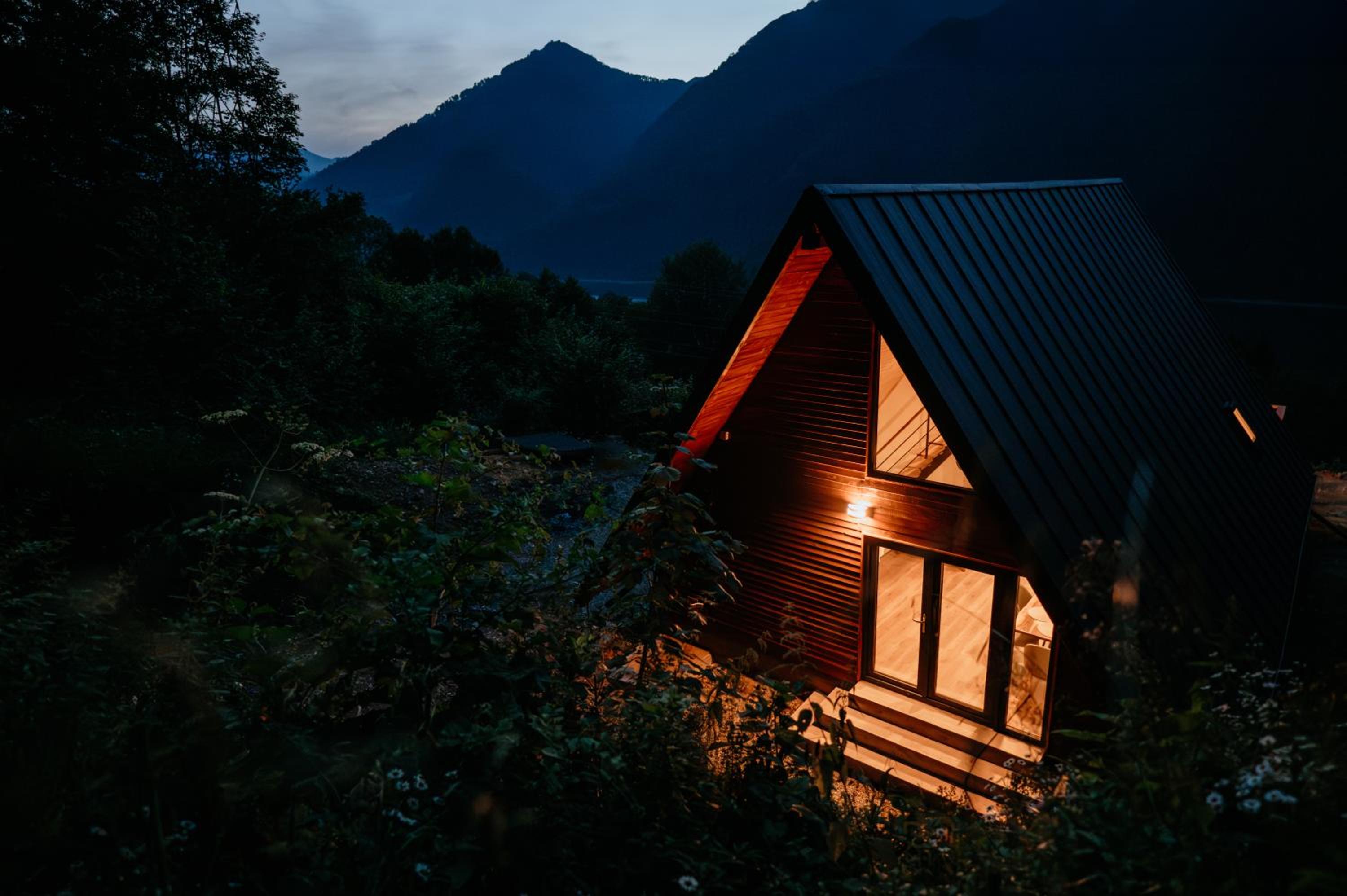 Wild Cabin