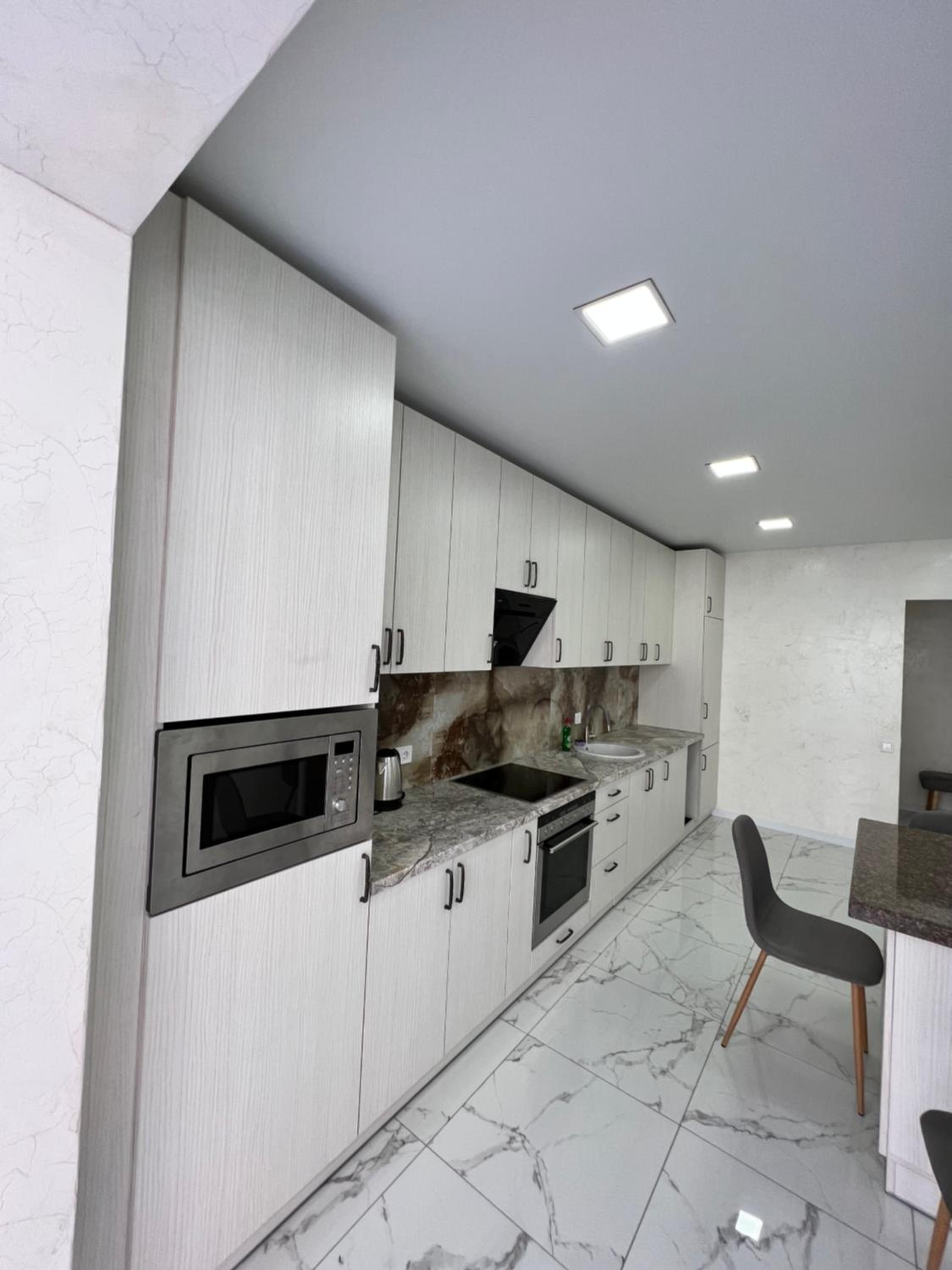 Gold Apartment Vysochana18