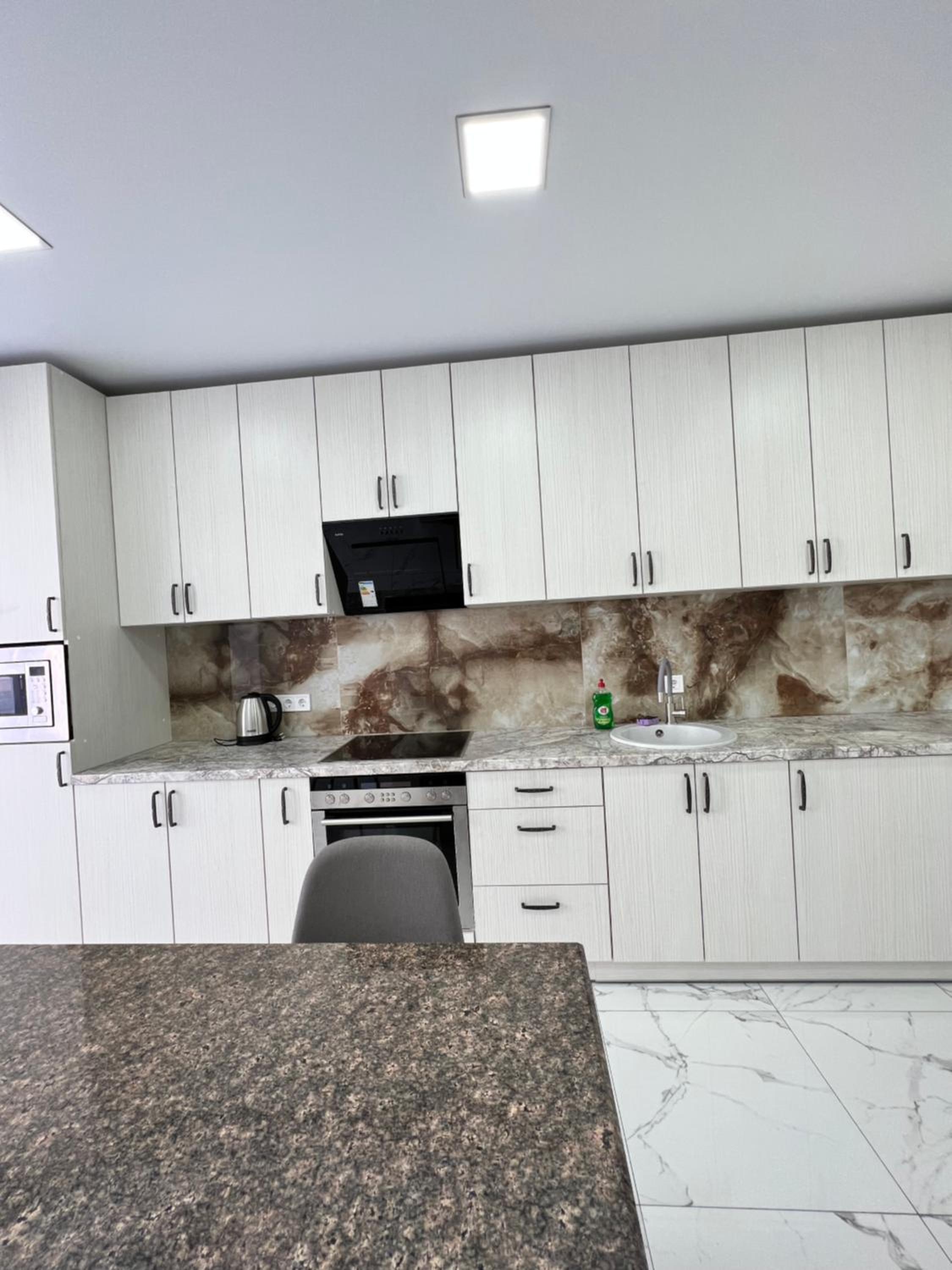 Gold Apartment Vysochana18