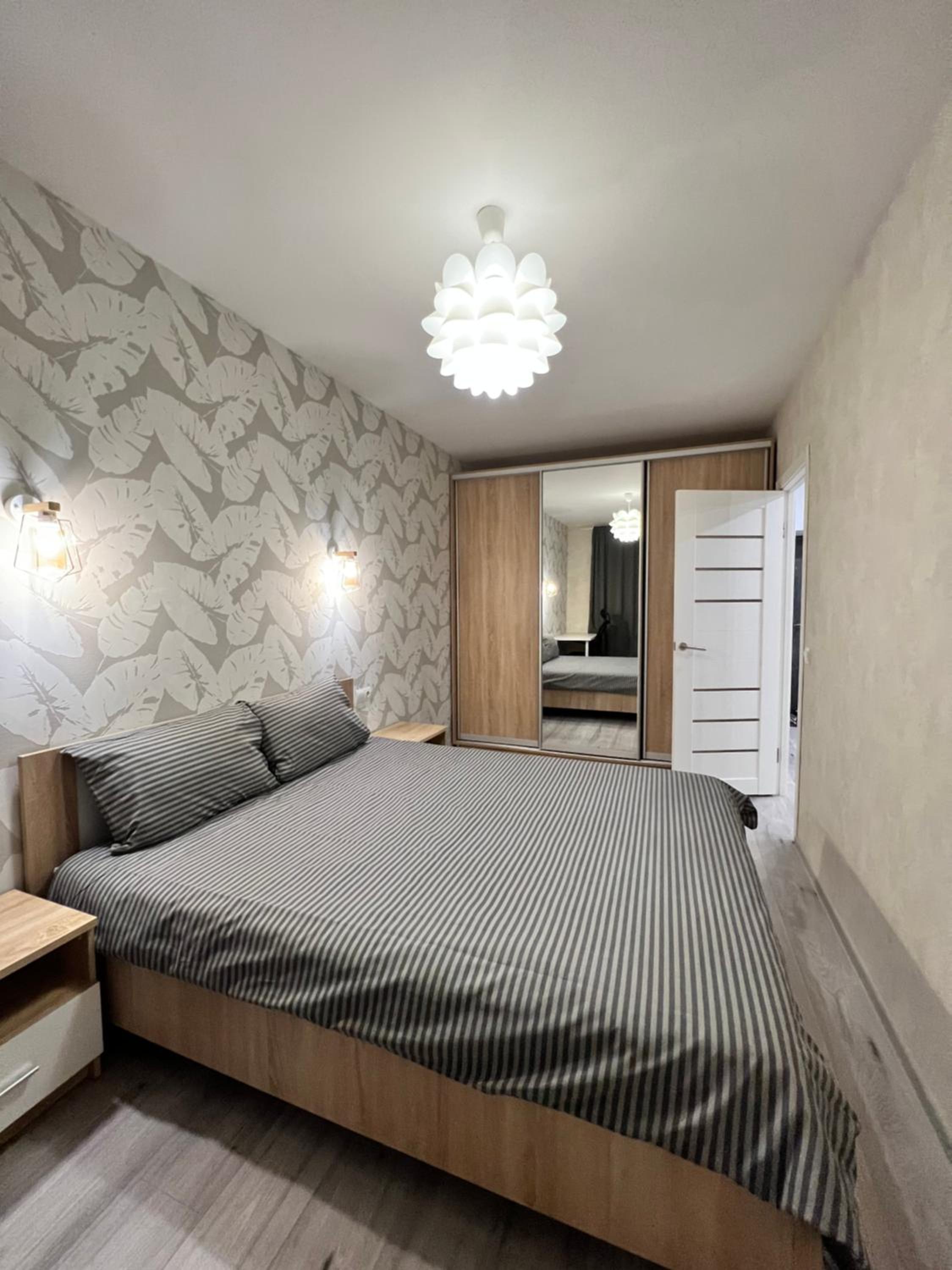 Gold Apartment Vysochana18