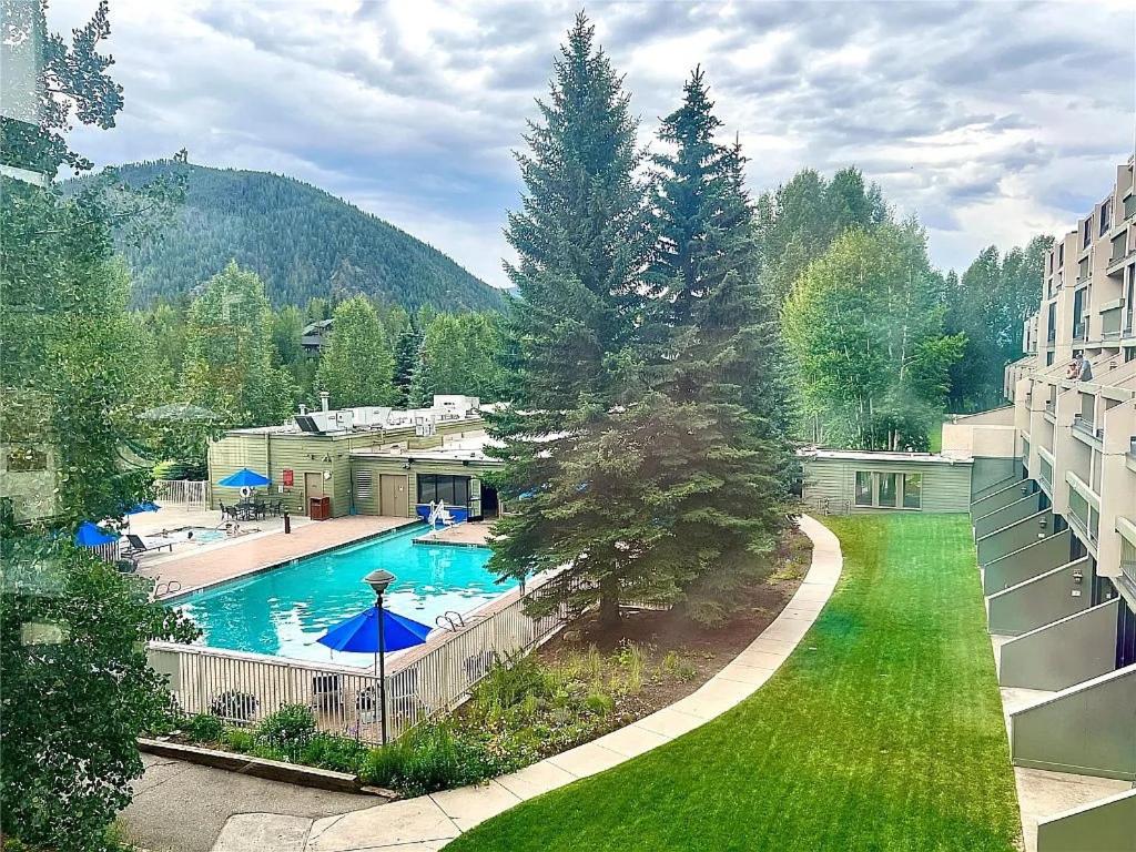 Keystone Lakeside Condo view 4