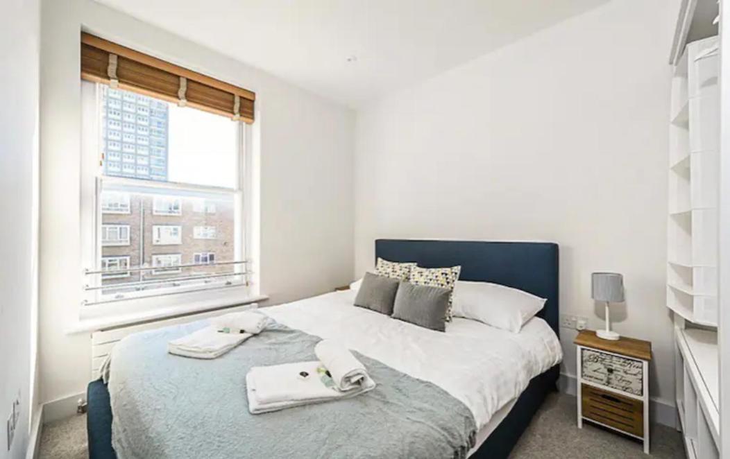 Brighton, Central 2 Bedroom Apartment view 2