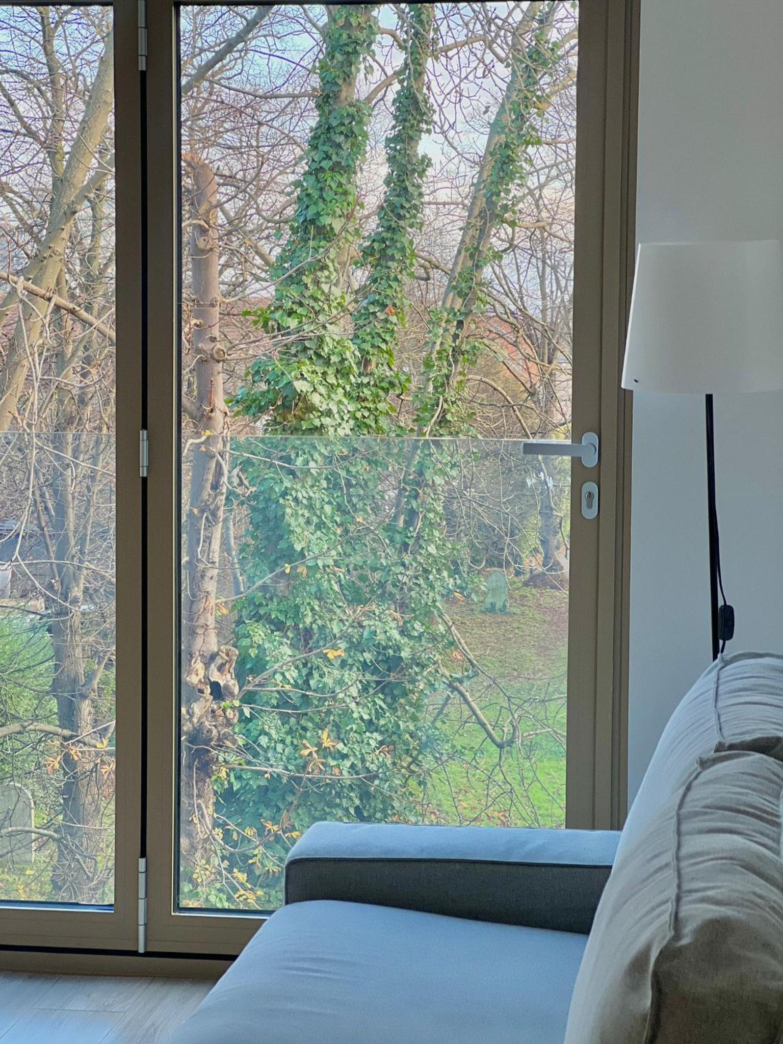 Kensington House by MNK Estates view 5