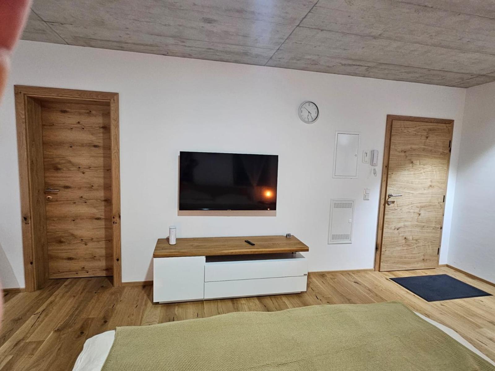 Hoch2 Apartment - Modern, komfortabel & 24h Self-Check-in mit Parkplatz