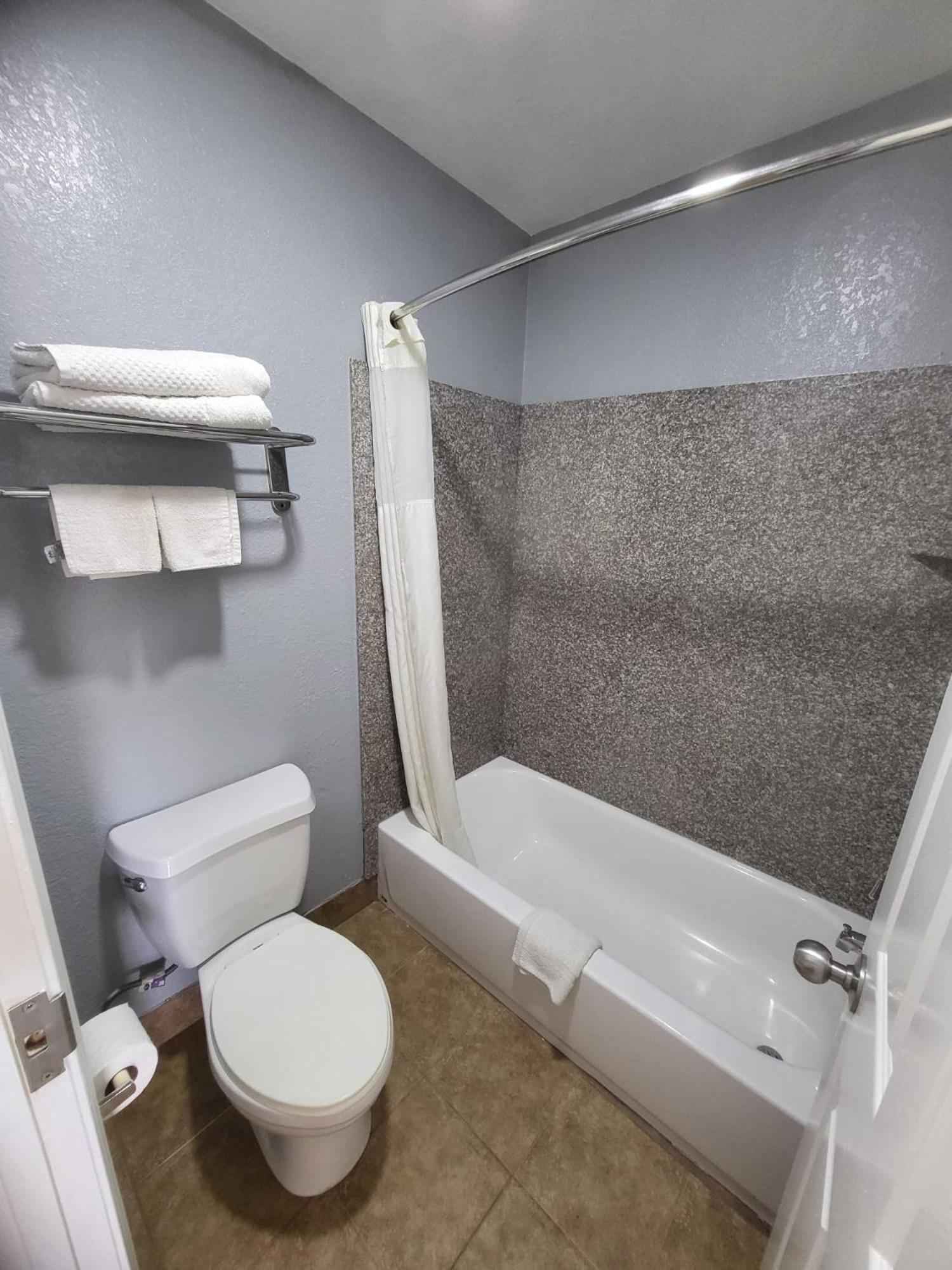 Budget Inn Buffalo