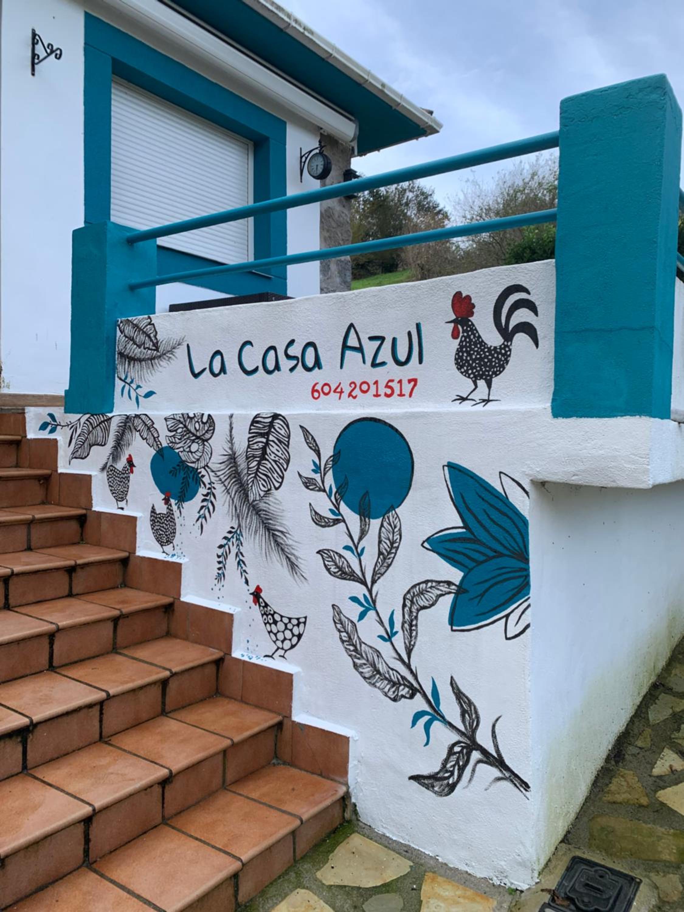 LA CASA AZUL, un oasis de calma, vistas impresionantes con PISCINA, SALTADOR, BARBACOA y acceso al río Asón view 3