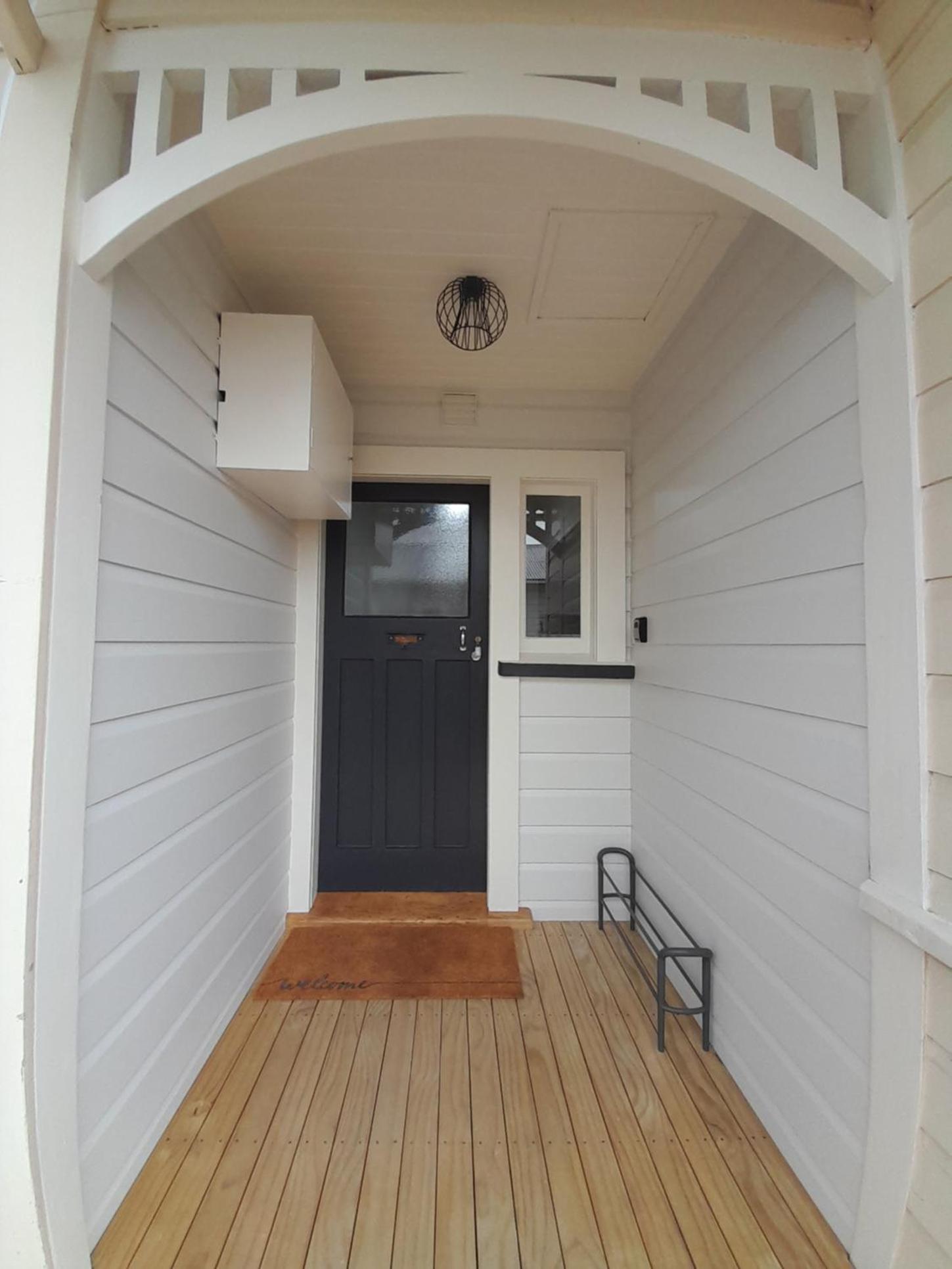 Character 1-Bedroom Unit view 4