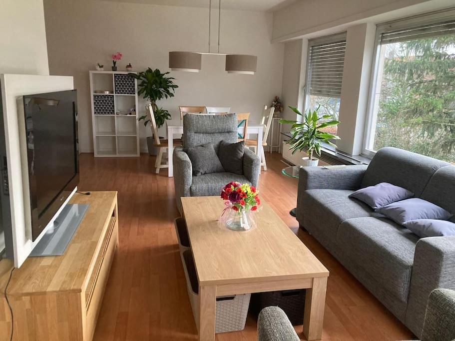 Charming Sunny 100m2 Entire Apartment with 2 bedrooms