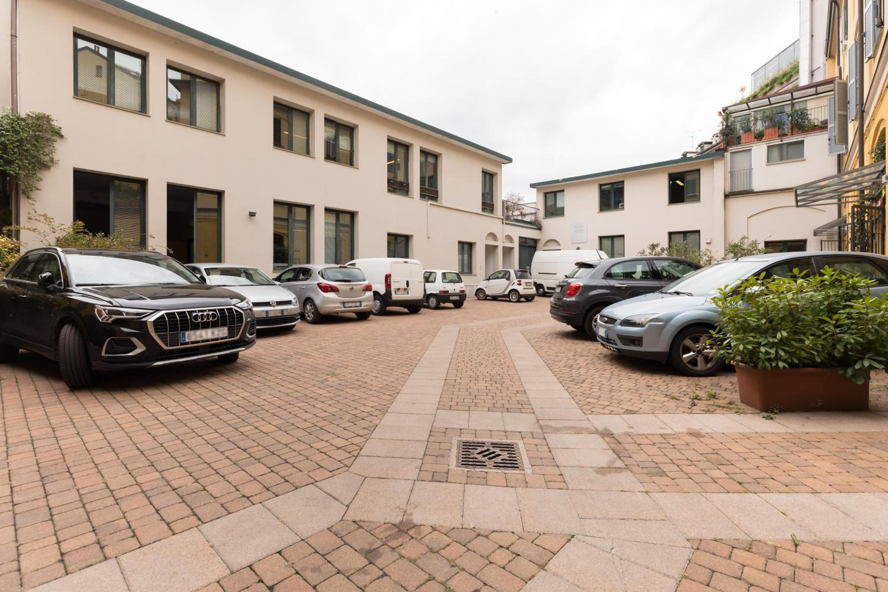 Mortara Navigli Apartments