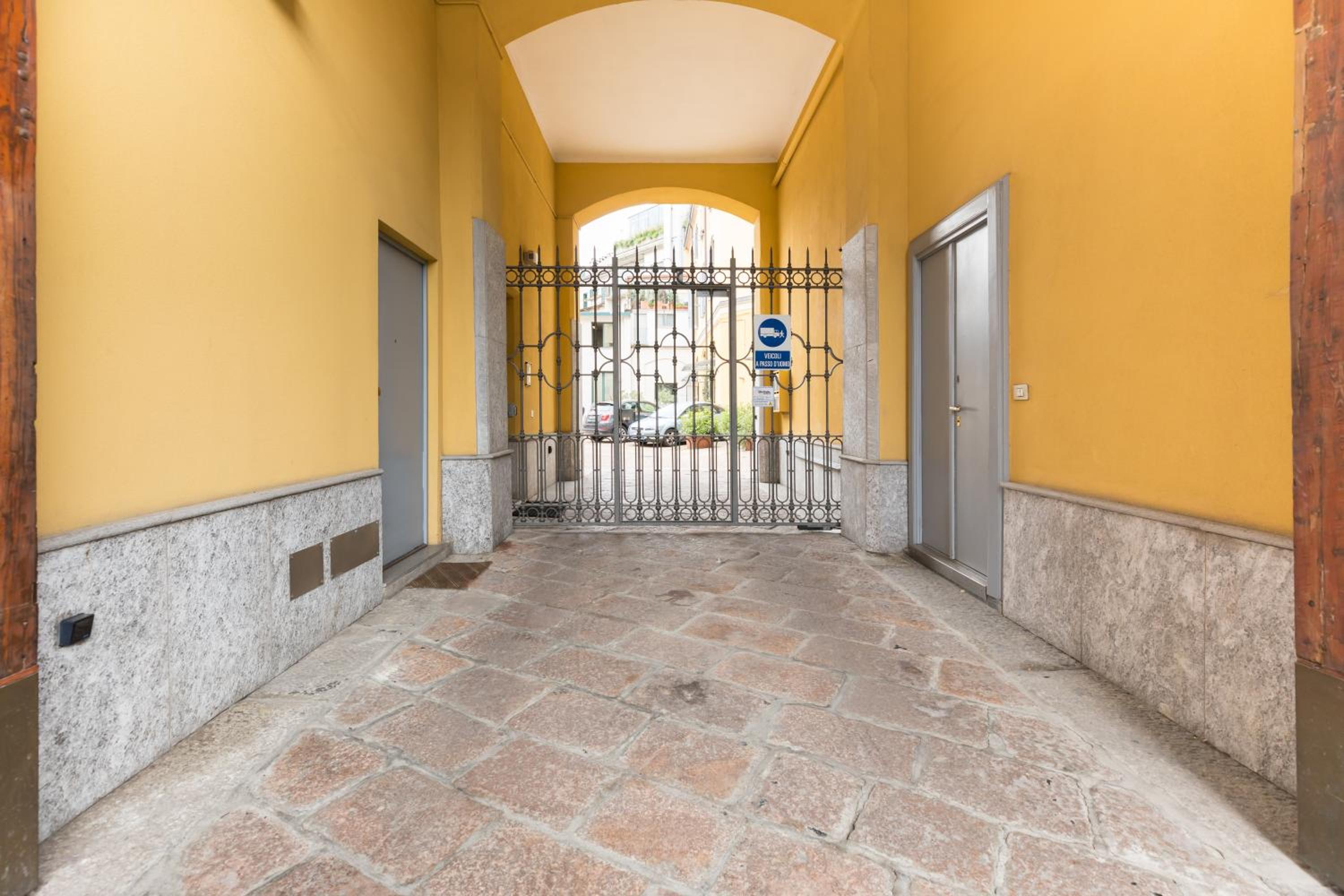 Mortara Navigli Apartments