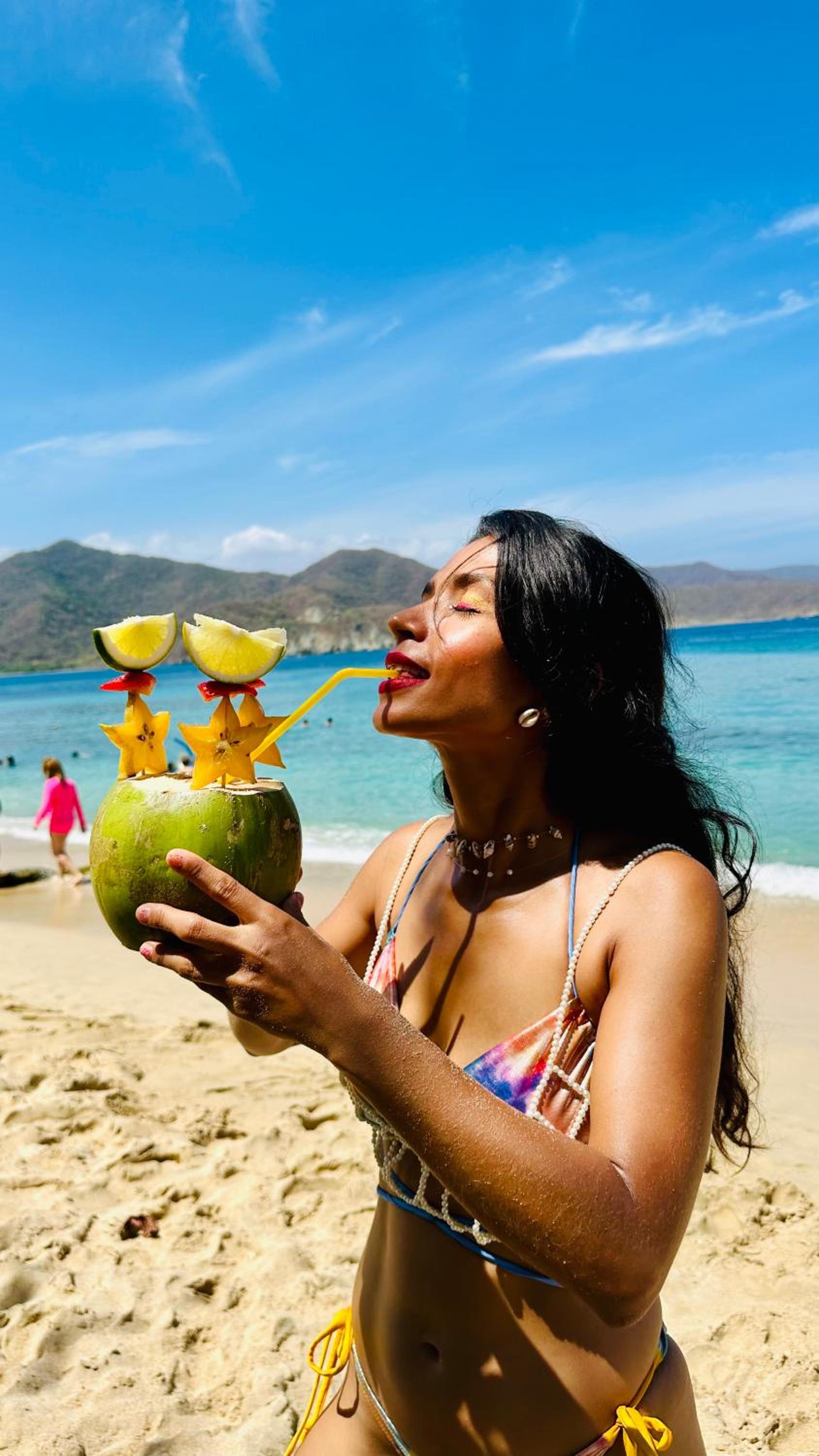 Aptartamentos Temáticos con balcón panorámico frente a la Playa