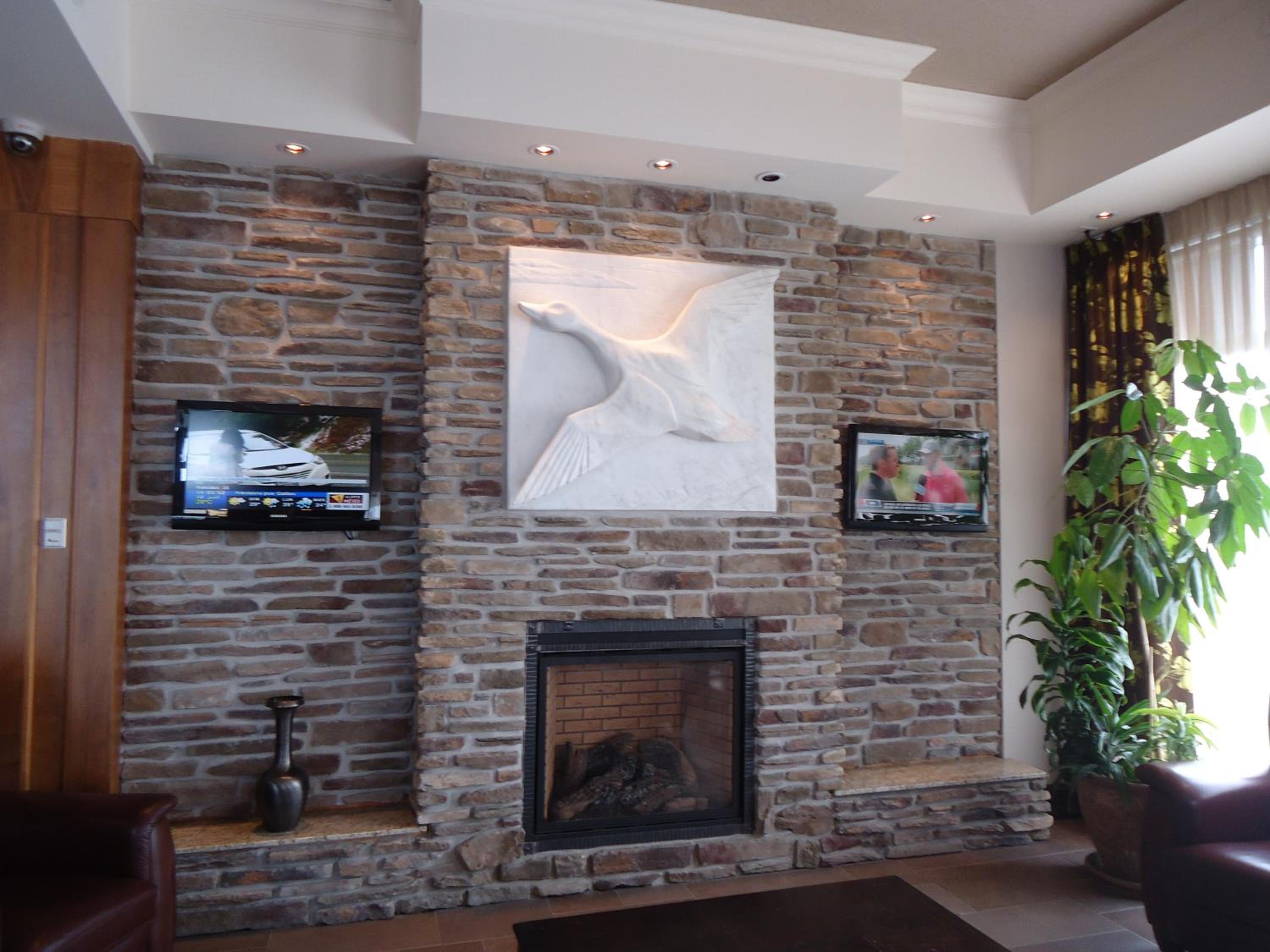 Levis Vacations - Hotel L'Oie des neiges - Property Image 82