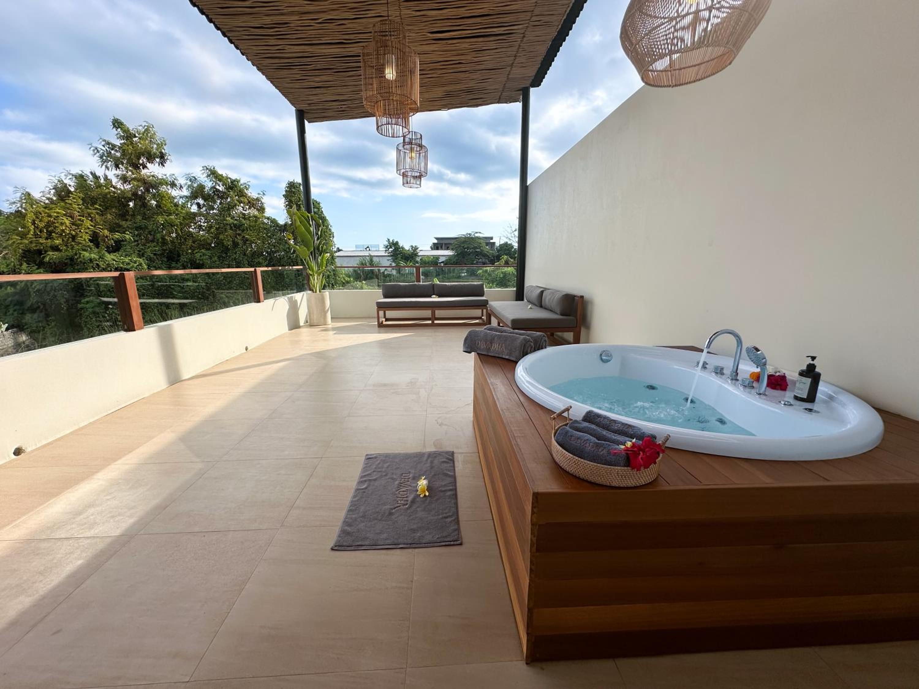 Villa Devadha riverside pererenan canggu