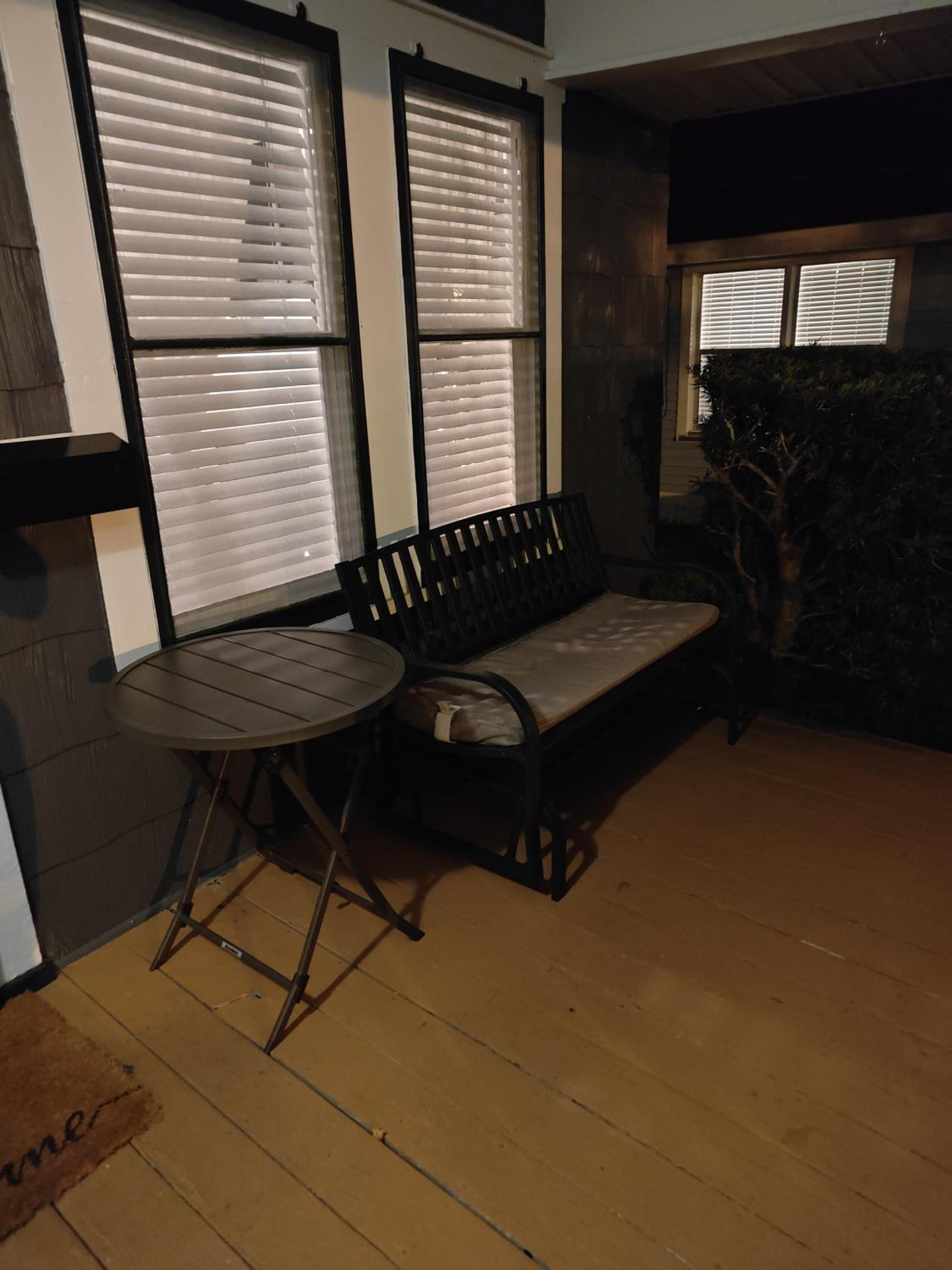 Charming Lakeland Bungalow Close to Downtown view 5