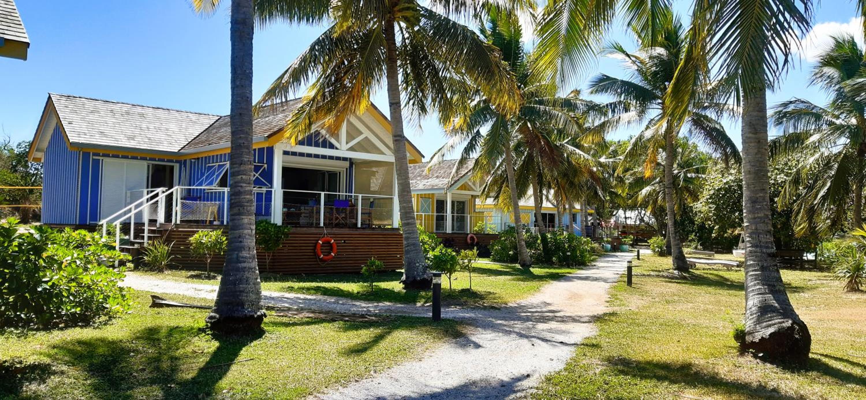 Hotel Beach House Lodge - Image 1