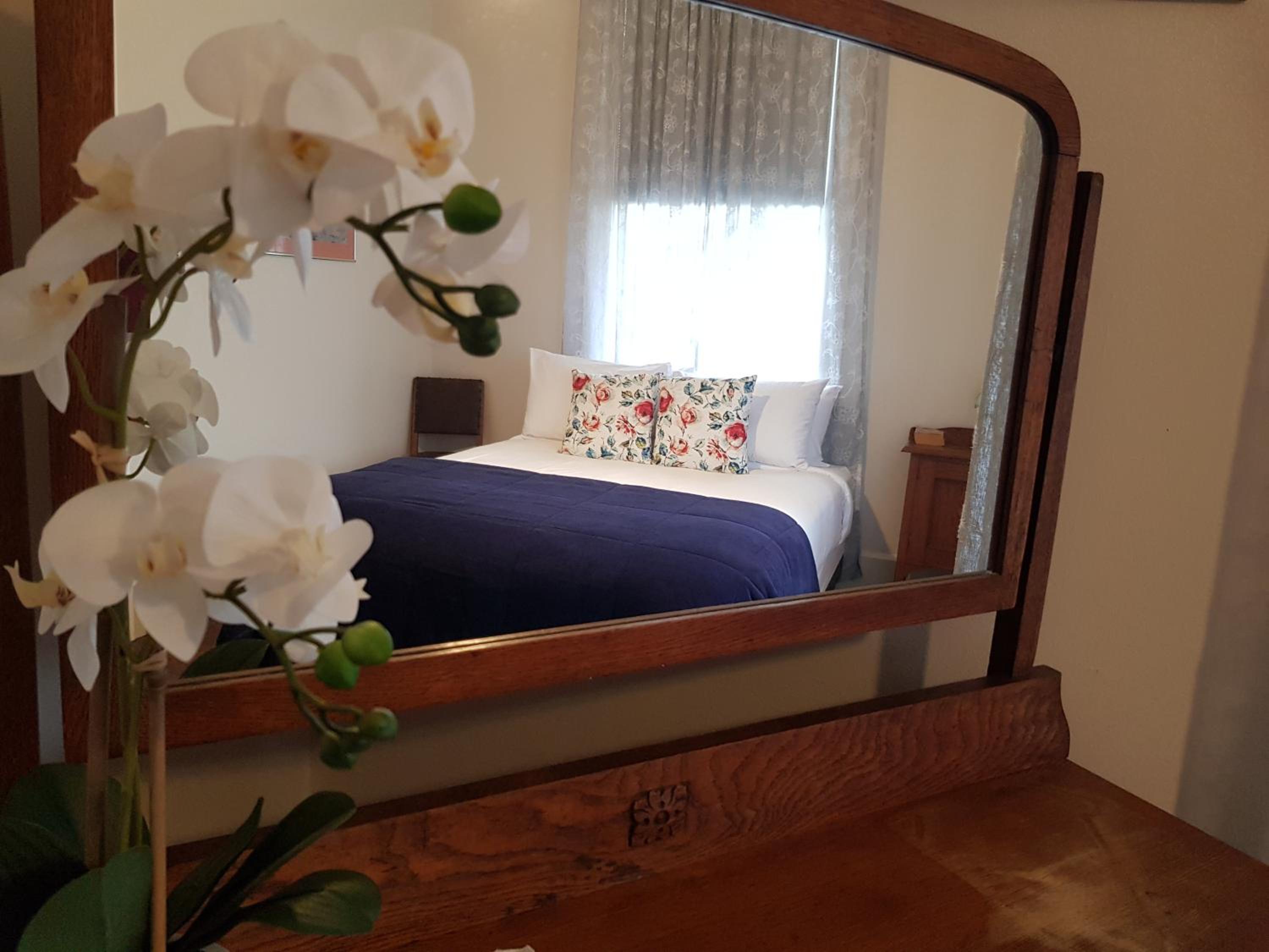 Riverhead Villa