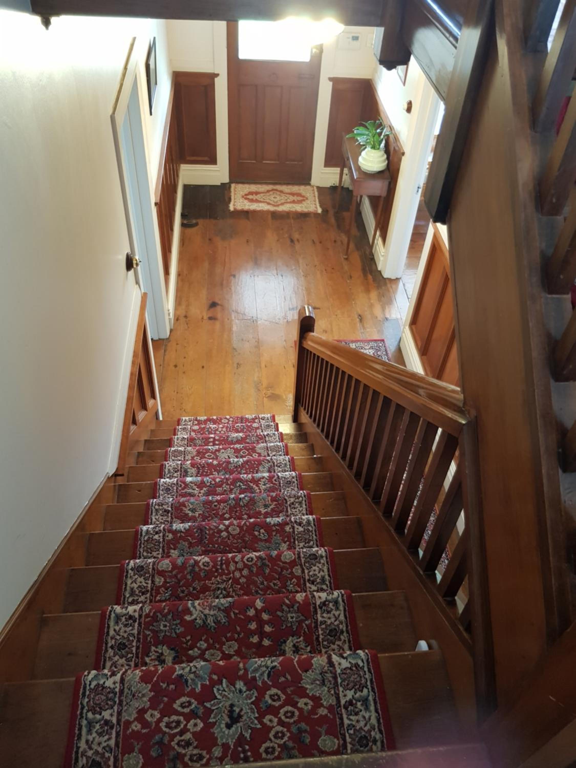 Riverhead Villa