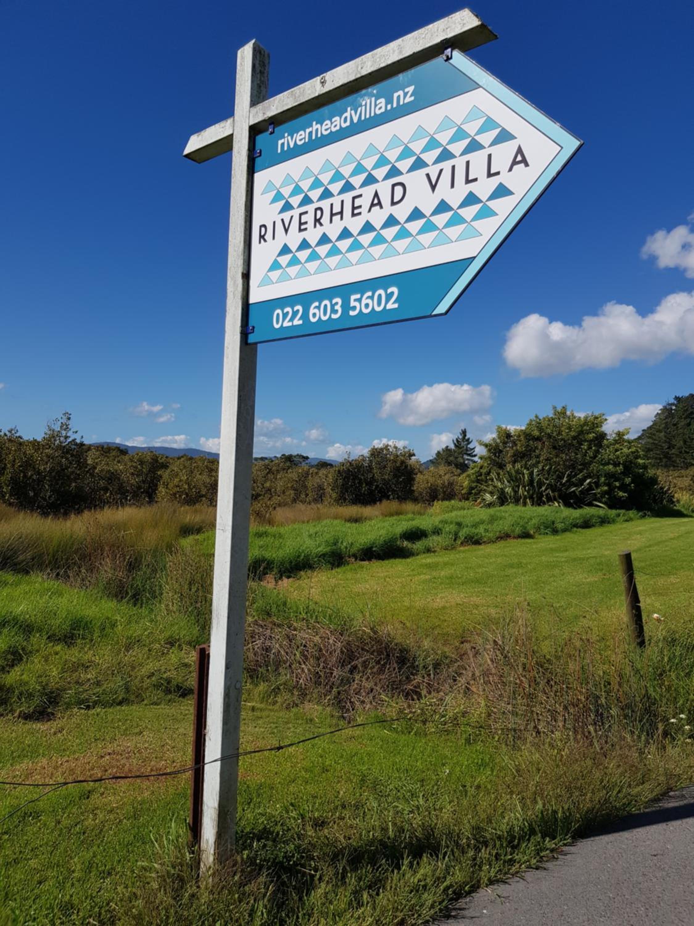 Riverhead Villa