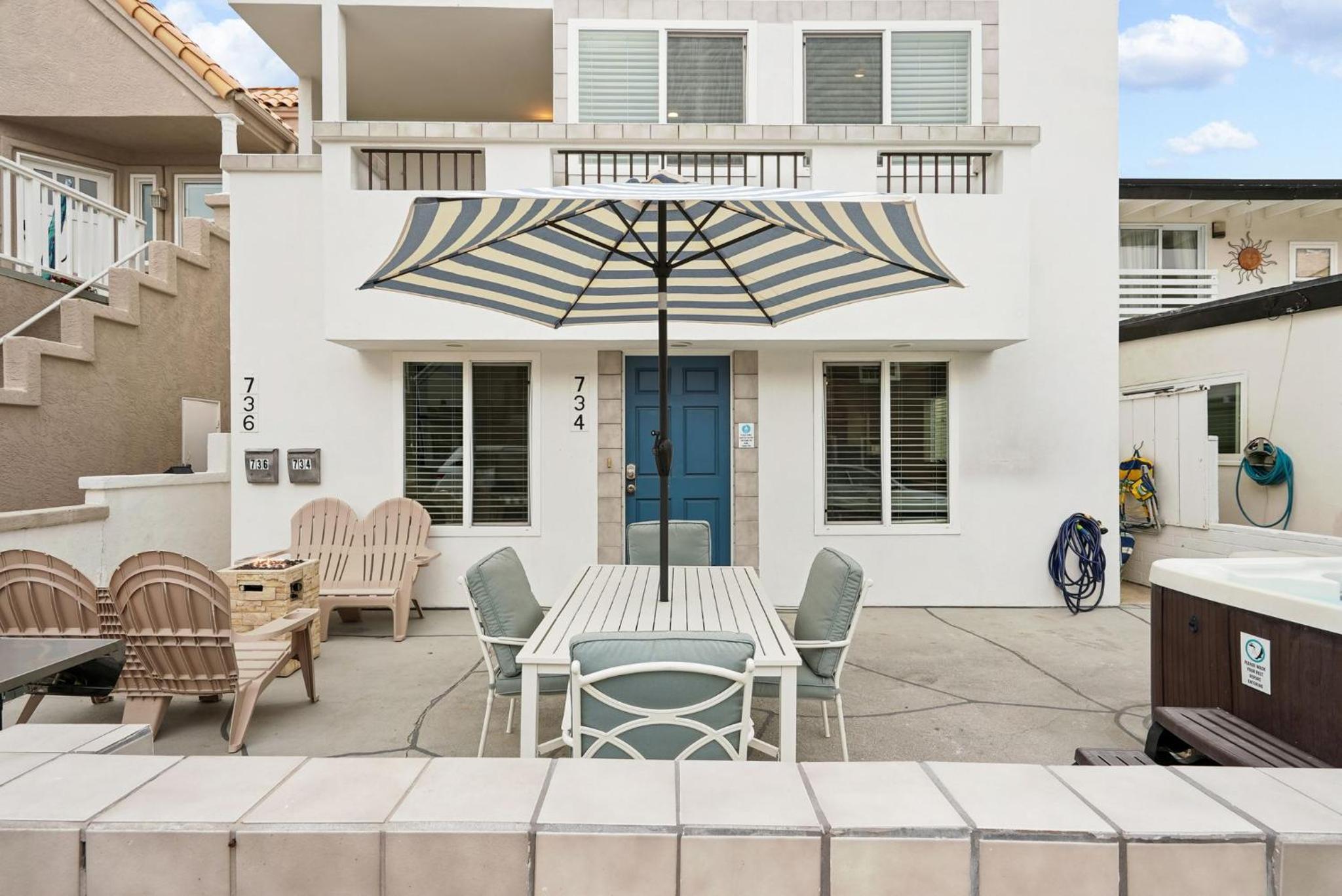 Stunning Beach Delight with Hot Tub, Fire Pit, Parking & Walk to Beach! view 3