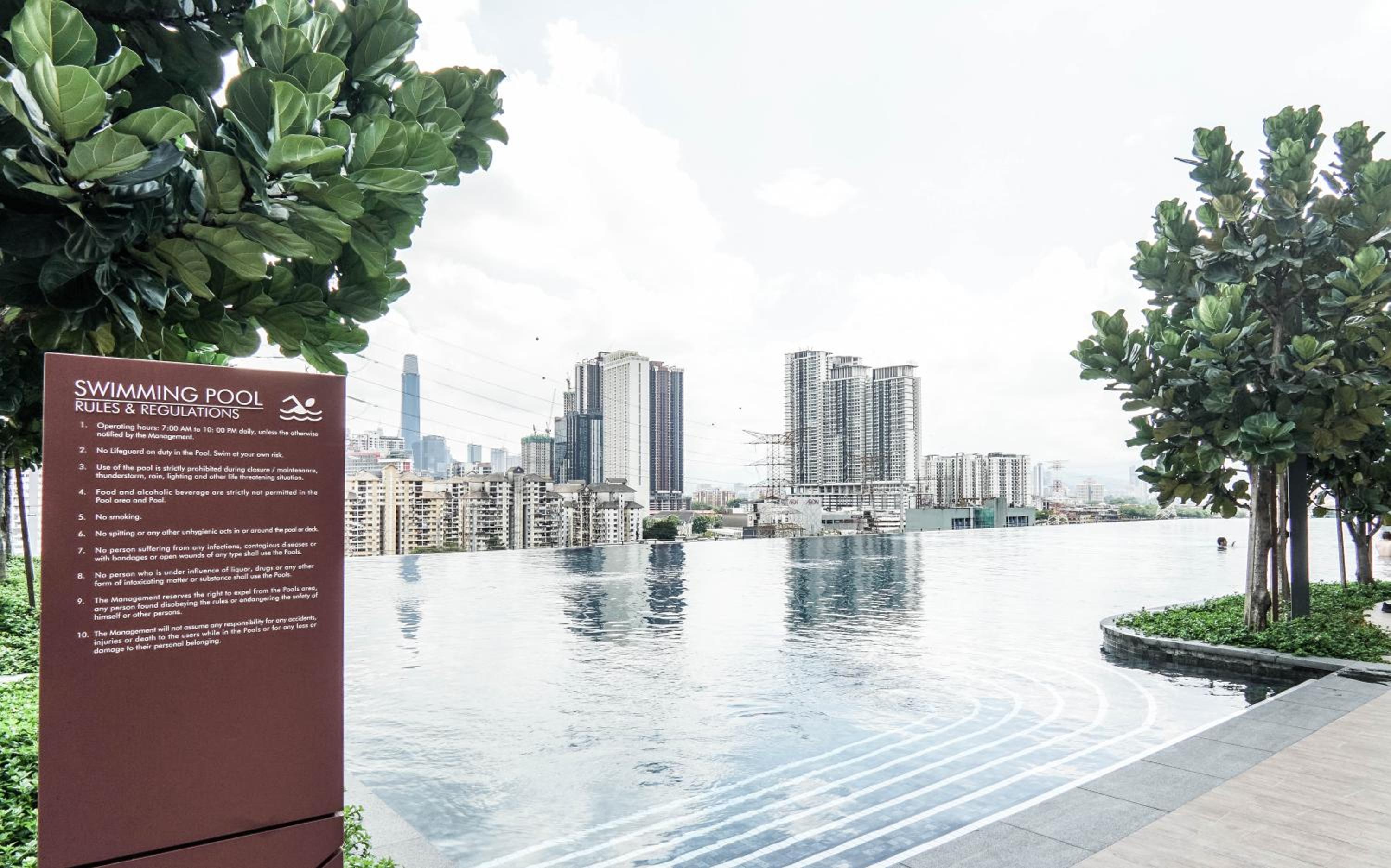 M Vertica KL by Airhost