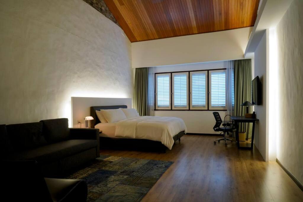 Quint Residence, Georgetown - Rustic Heritage Guesthouse by ALV photo 8