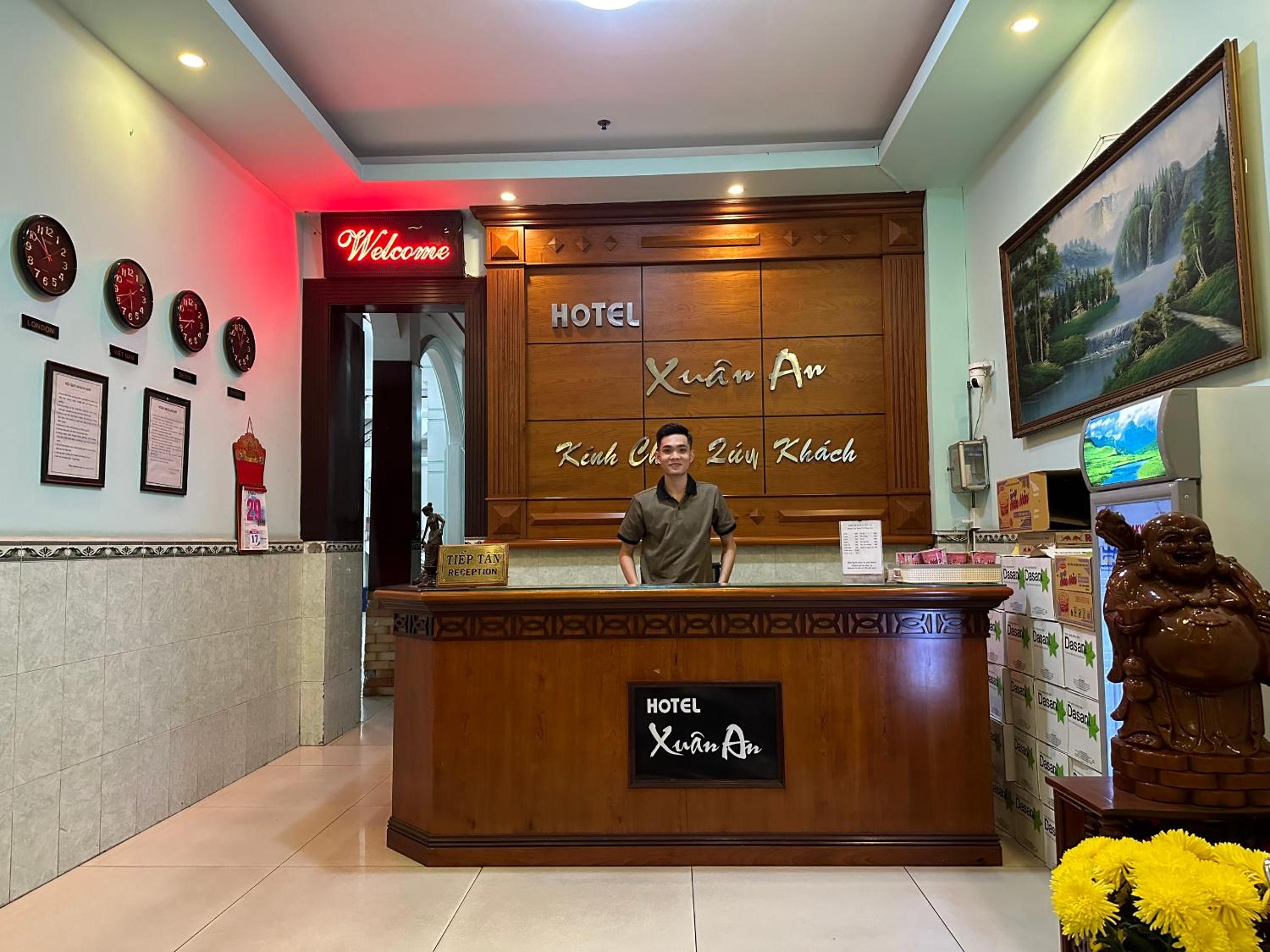 Xuân An Hotel - 53 Nguyễn Thái Bình, Q. Tân Bình - by Bay Luxury
