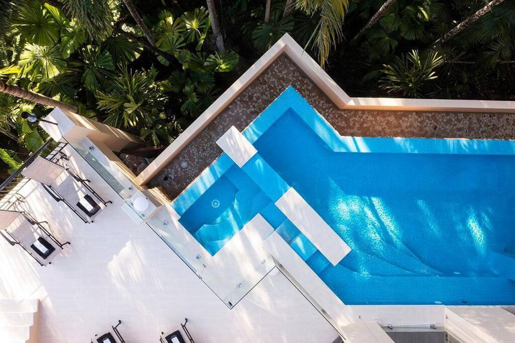 44 Island Point Road at Port Douglas by HIHA