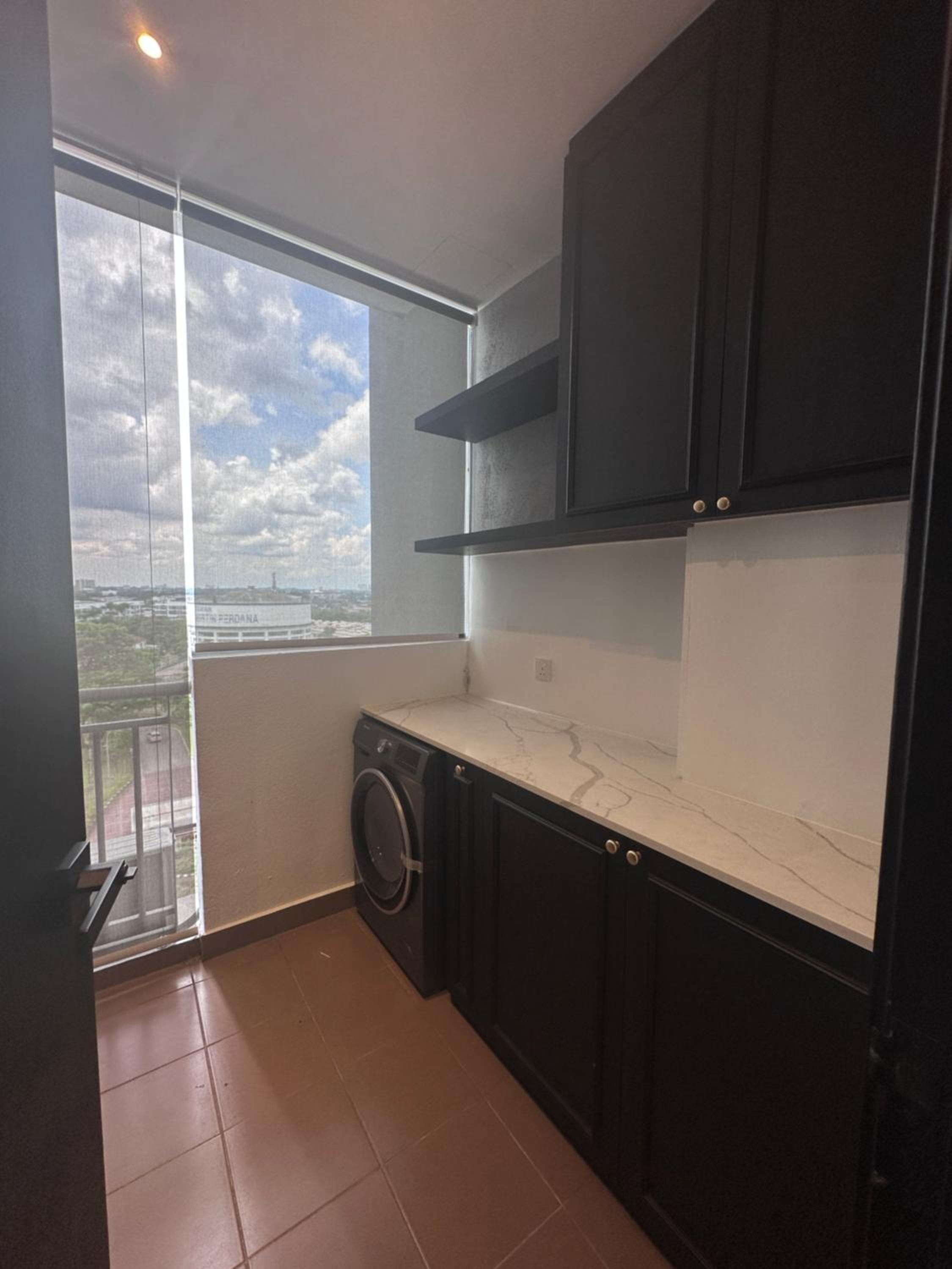 New Mount Austin Swarovski Design 15 pax condo
