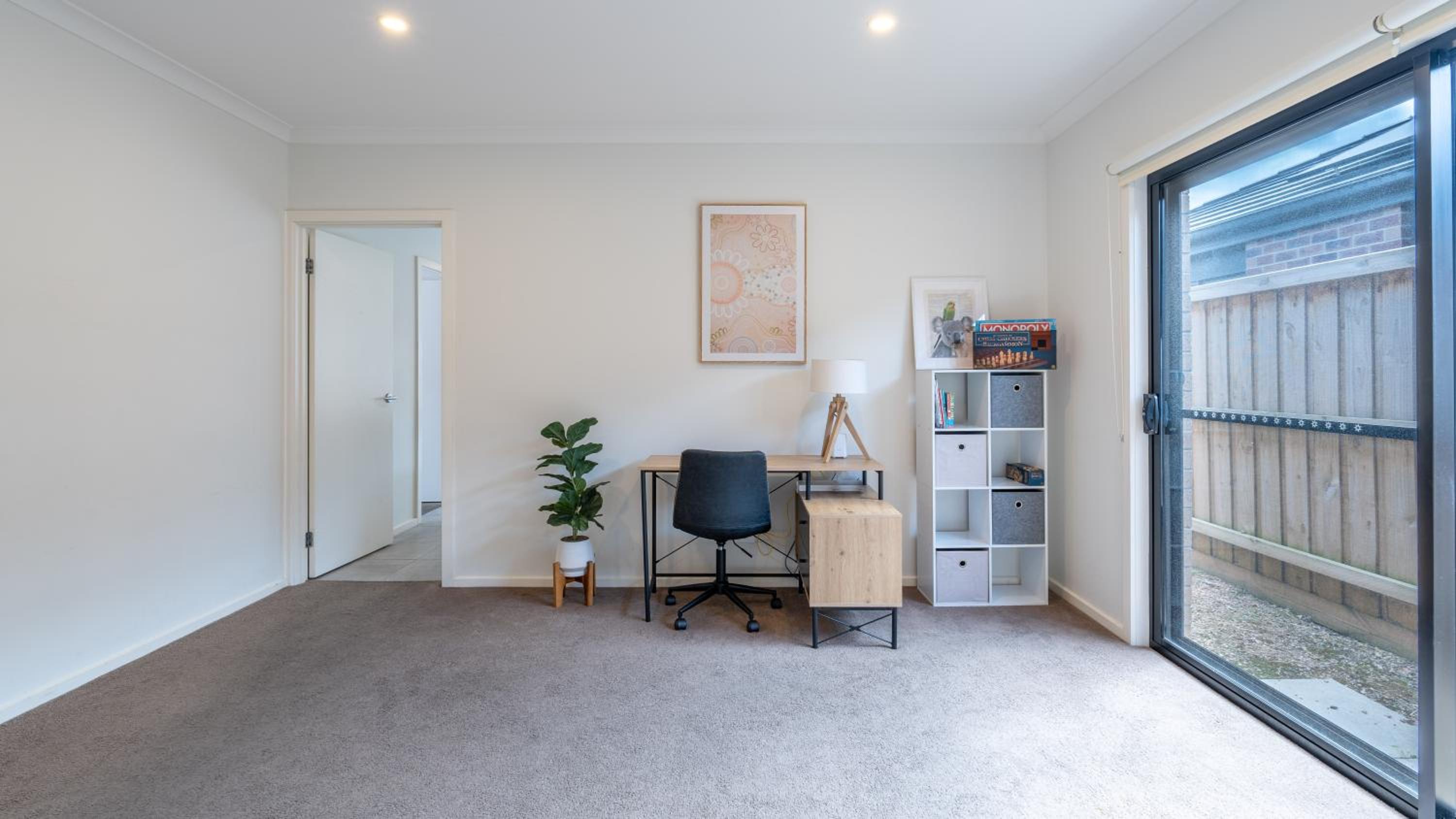 Cranbourne Entire house 4bedroom