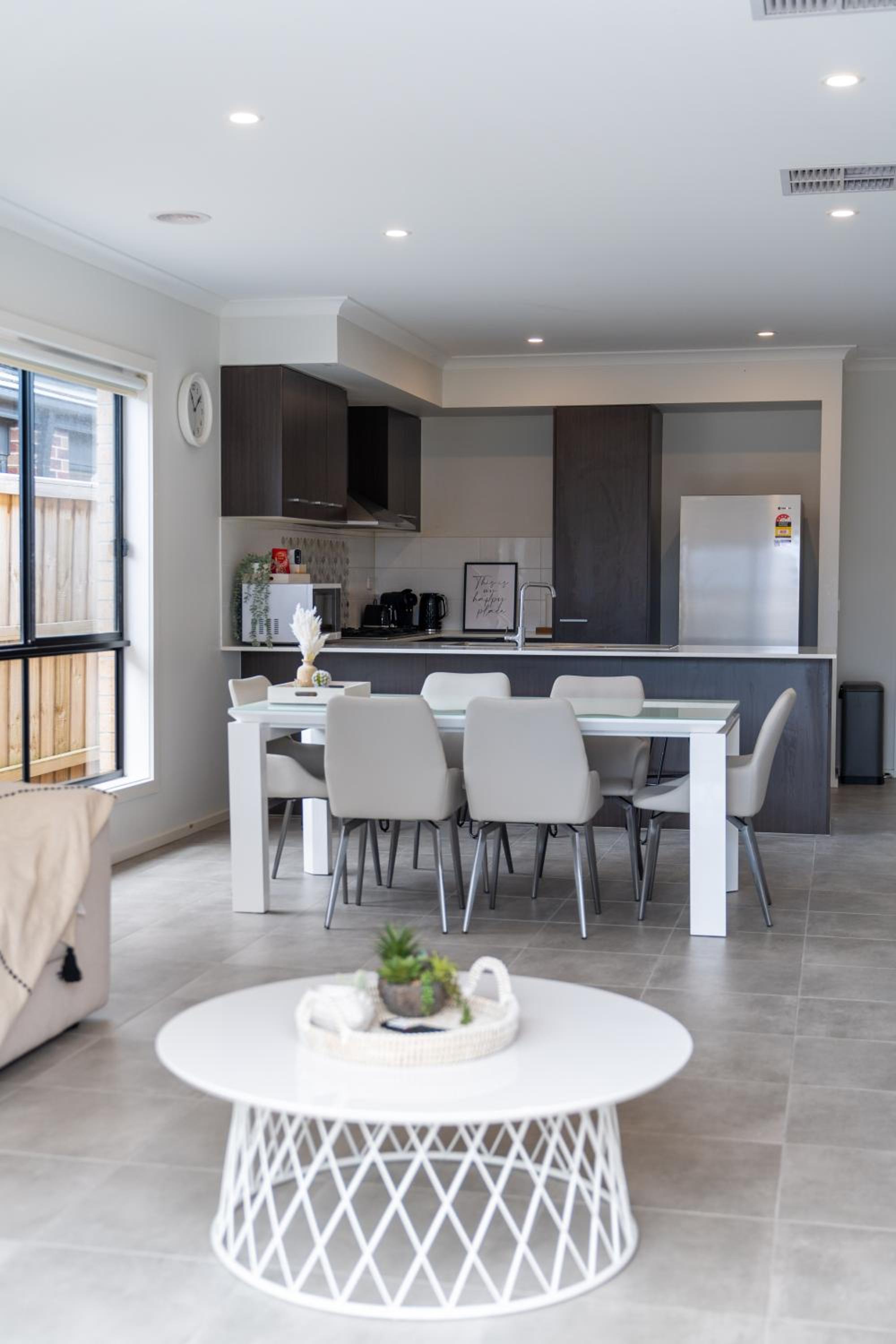 Cranbourne Entire house 4bedroom