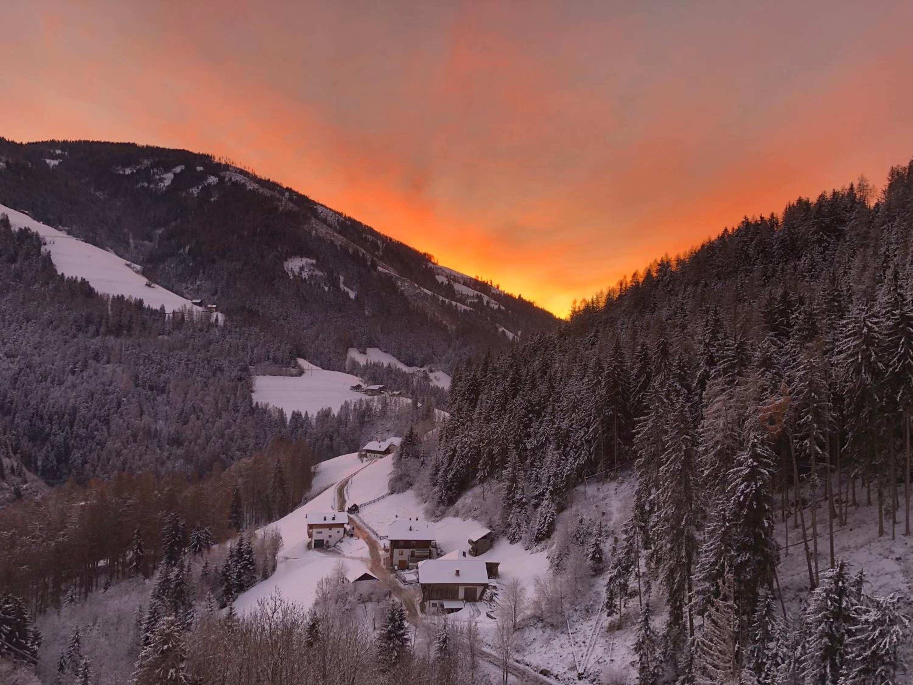 THALERHOF Onach Dolomites - Kronplatz view 3