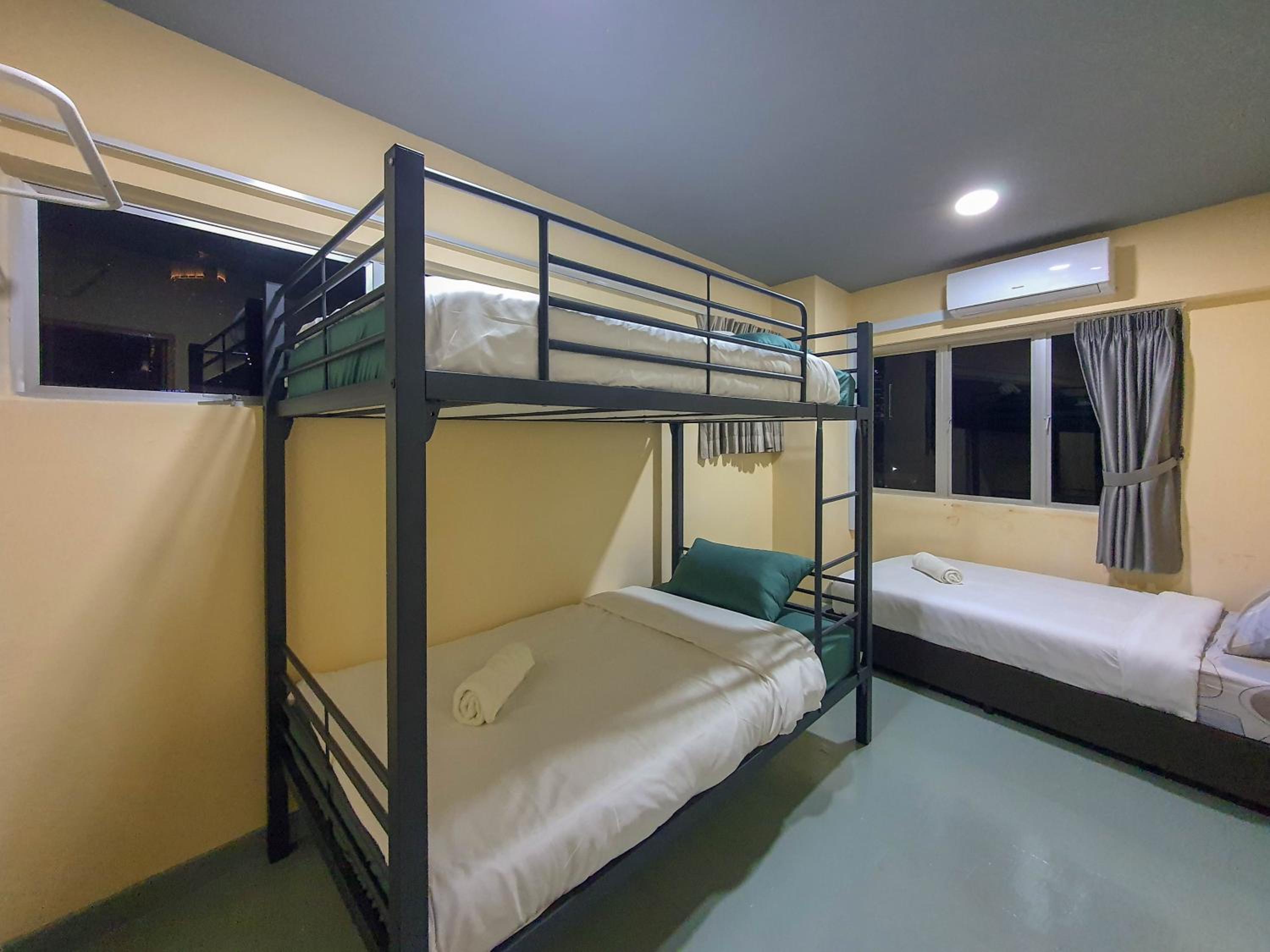 Stay429 at Bukit Bintang 4bedroom 15pax By Shine Stay