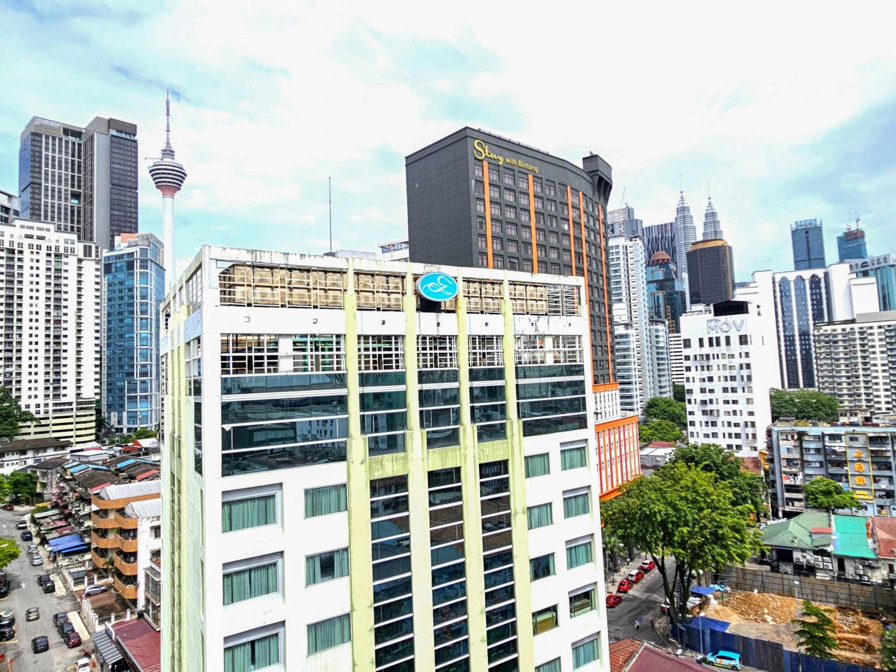 Stay429 at Bukit Bintang 4bedroom 15pax By Shine Stay